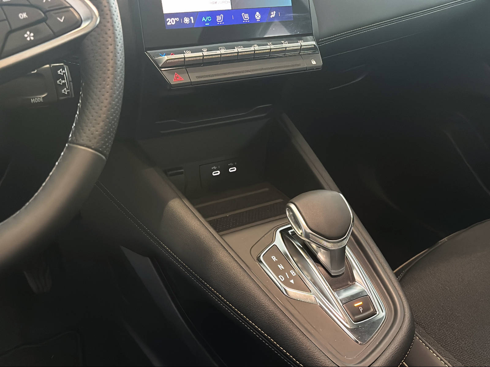 RENAULT Symbioz 1.6 E-Tech Iconic-image-13