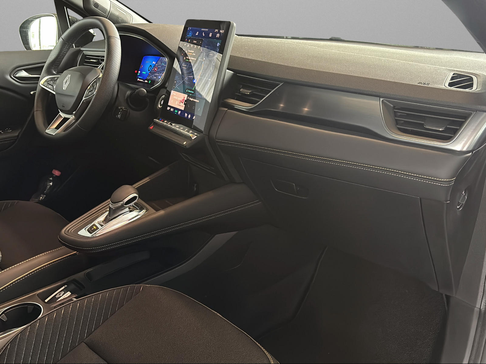 RENAULT Symbioz 1.6 E-Tech Iconic-image-11