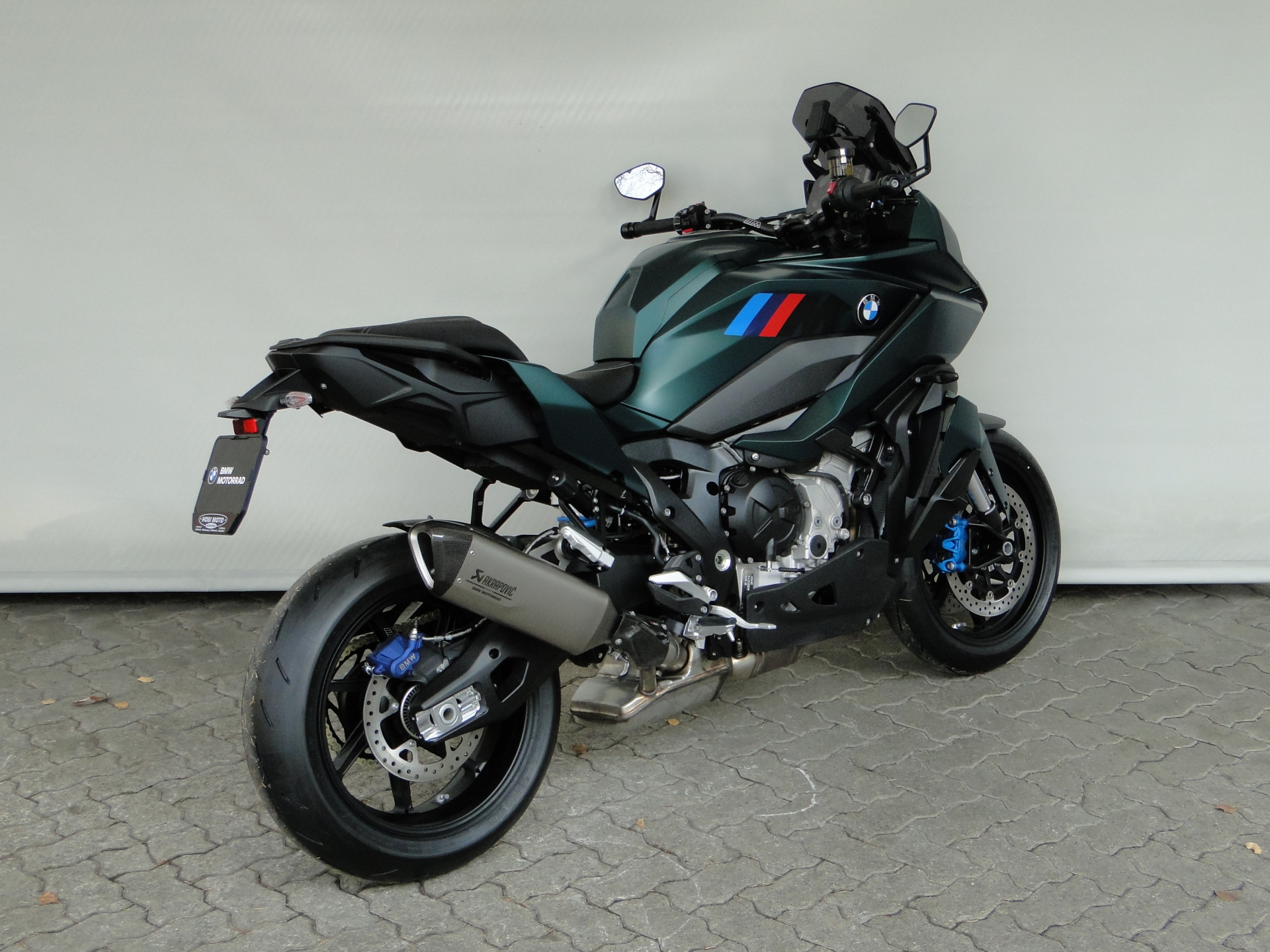 BMW M 1000 XR 5 Jahre Garantie-showroom-element-3