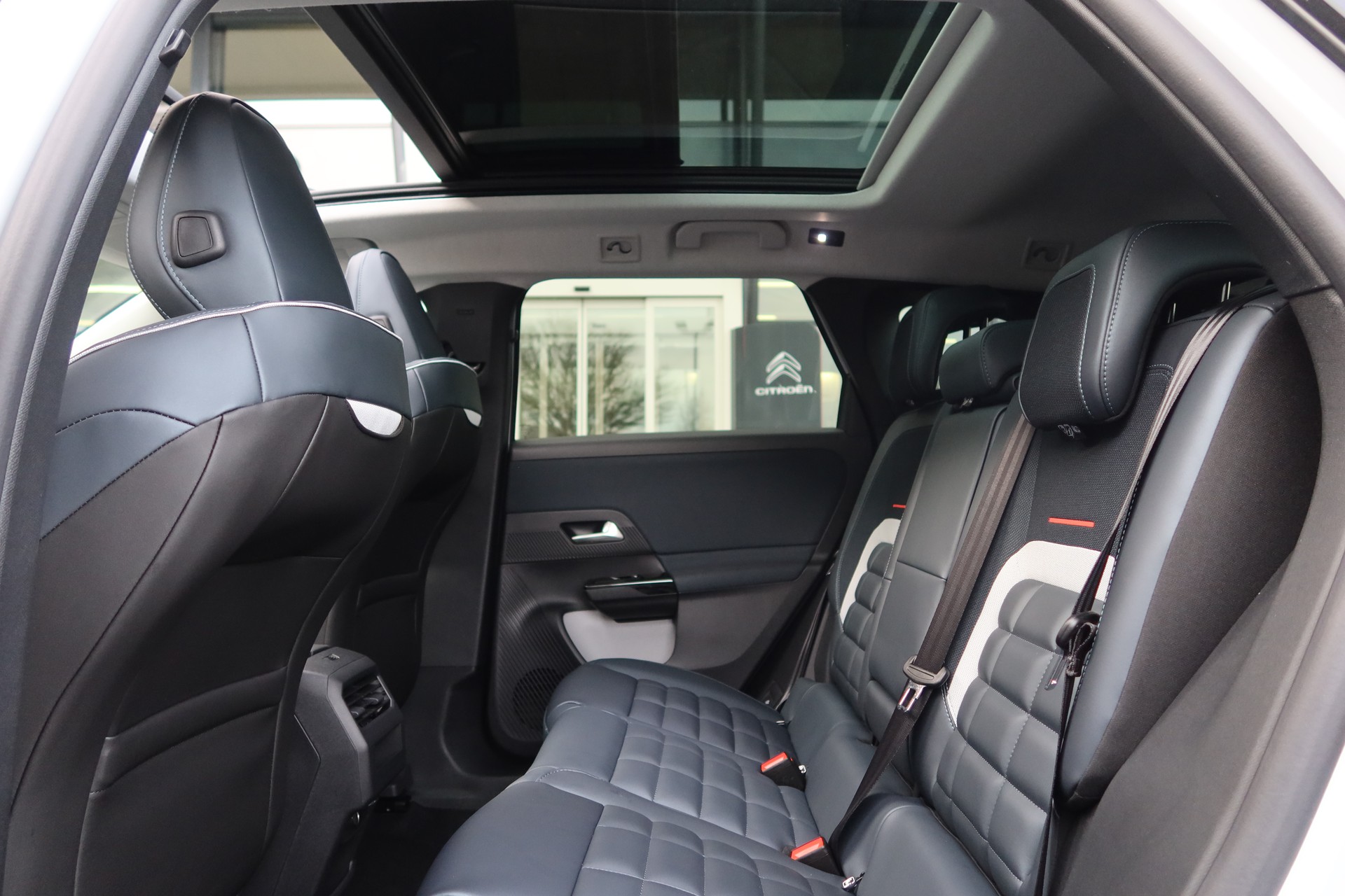 CITROEN C5 Aircross 1.2 HEV Max-image-13