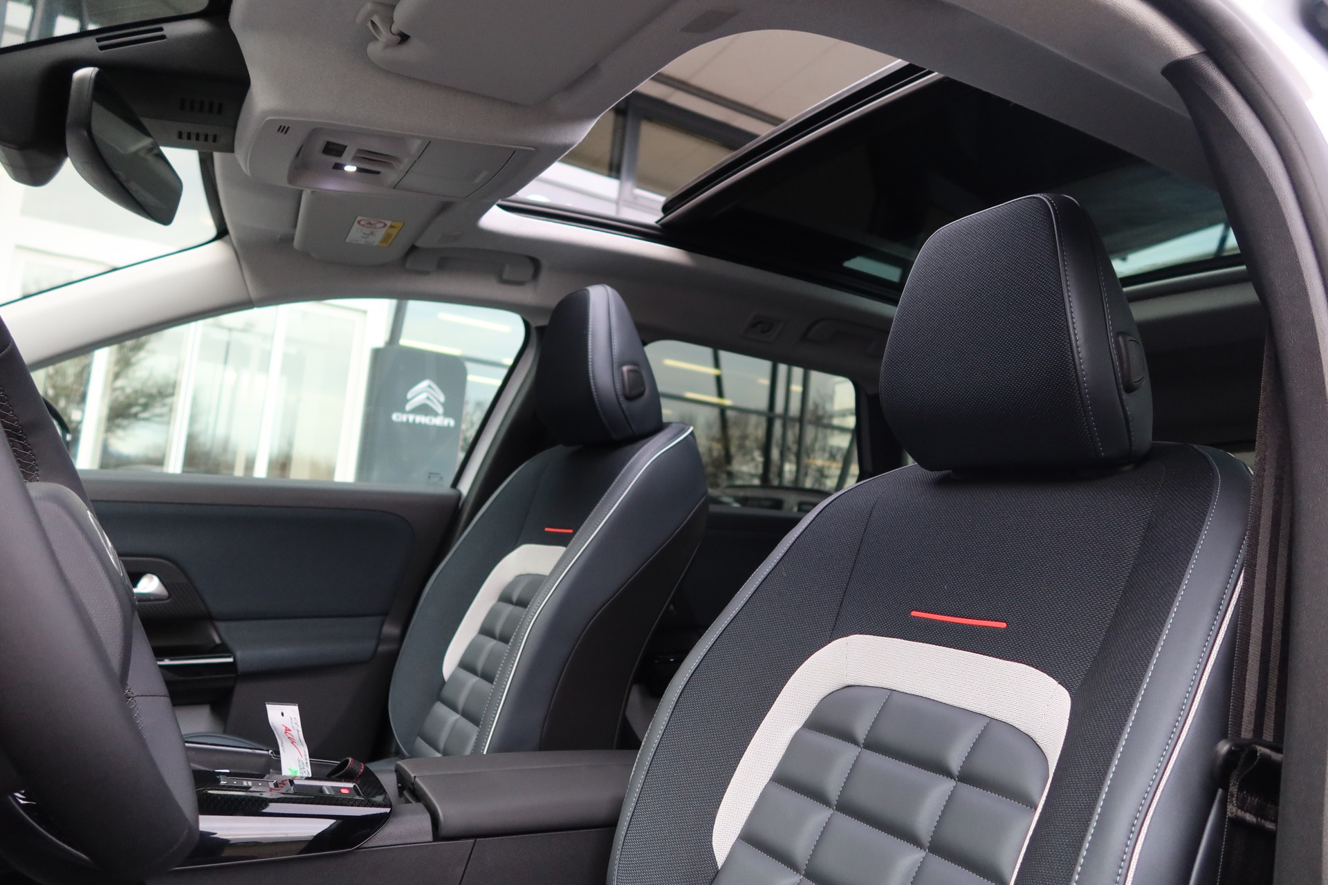 CITROEN C5 Aircross 1.2 HEV Max-image-12