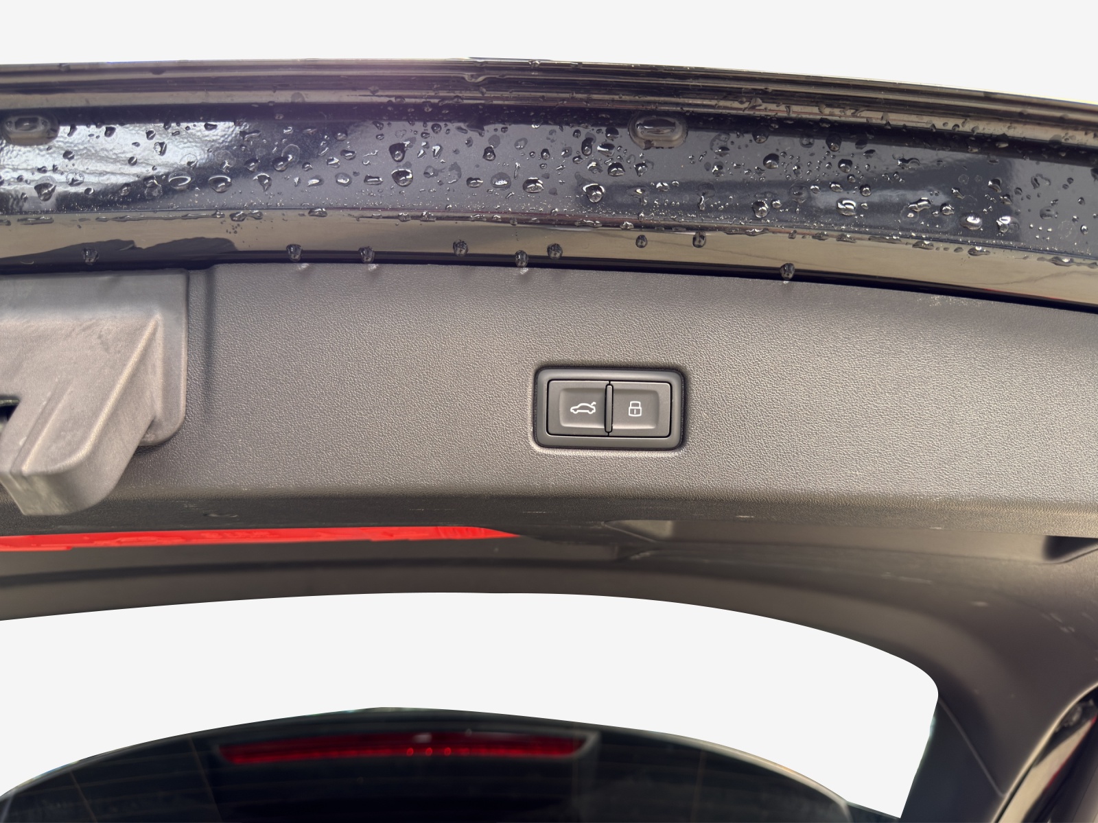 AUDI Q4 e-tron 50 quattro-image-14