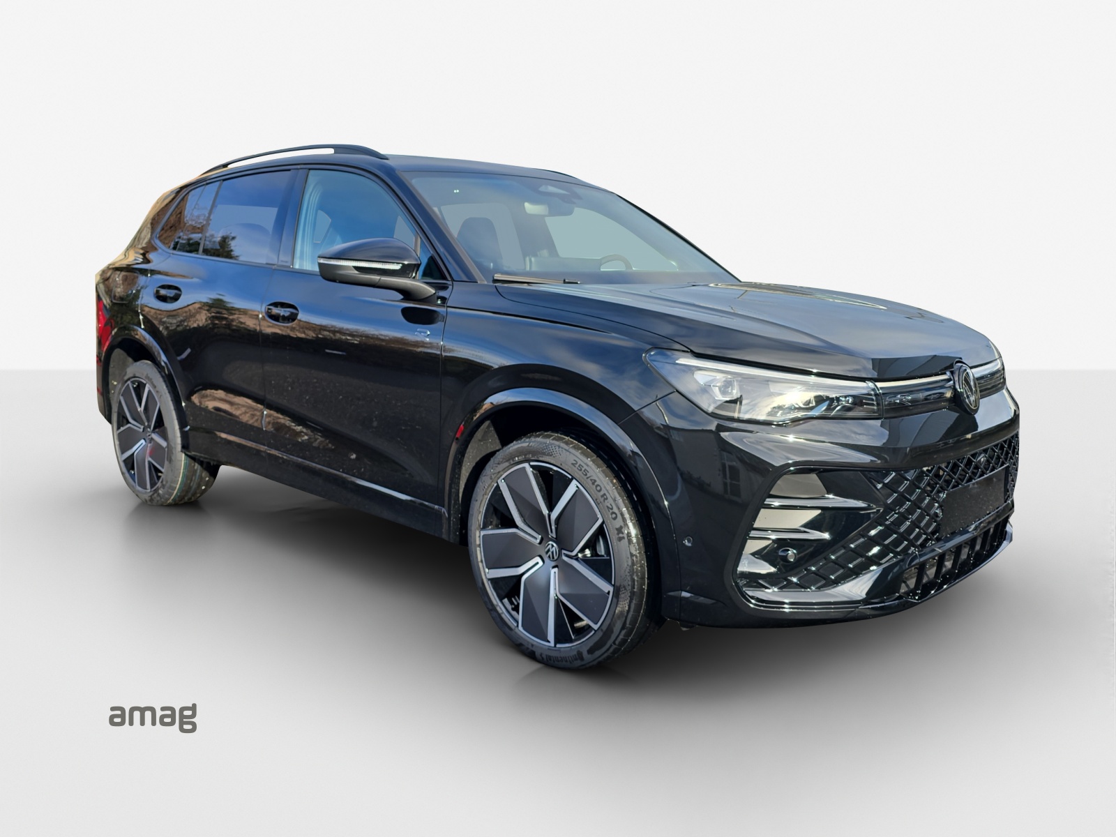 VW Tiguan 2.0 TSI DSG R-Line 4Motion-image-5
