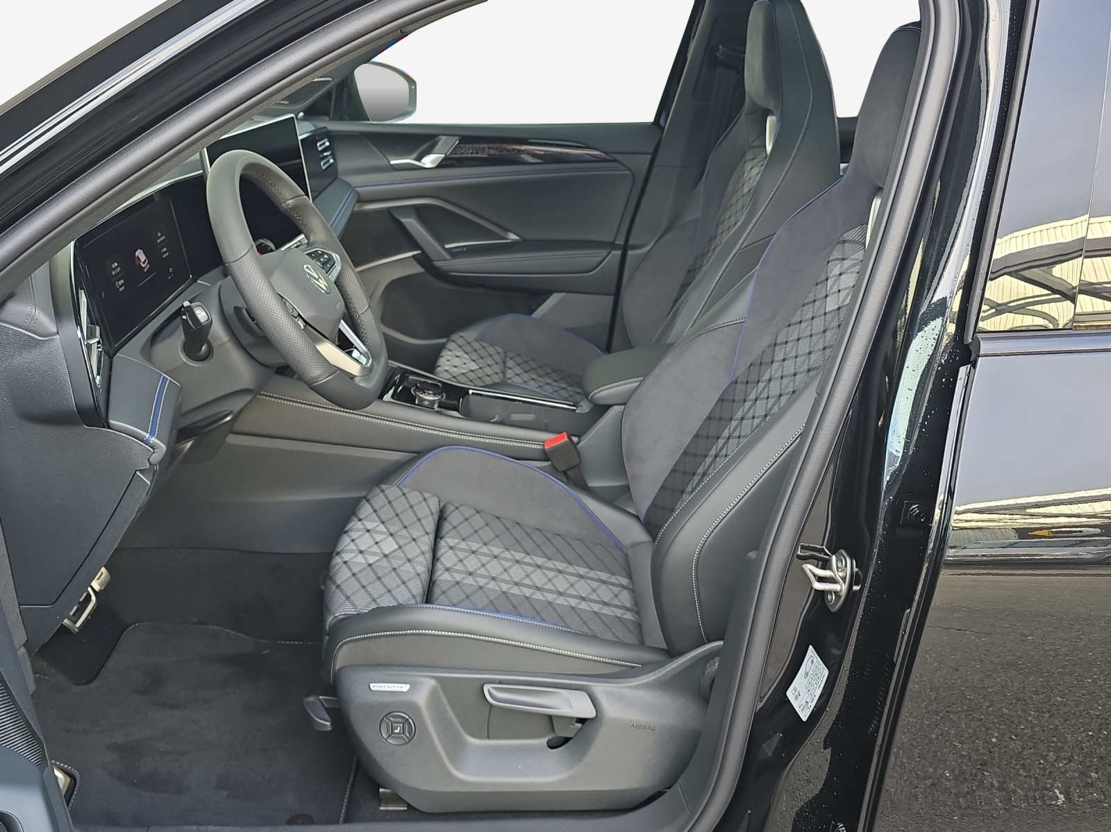 VW Tiguan 2.0 TSI DSG R-Line 4Motion-image-7