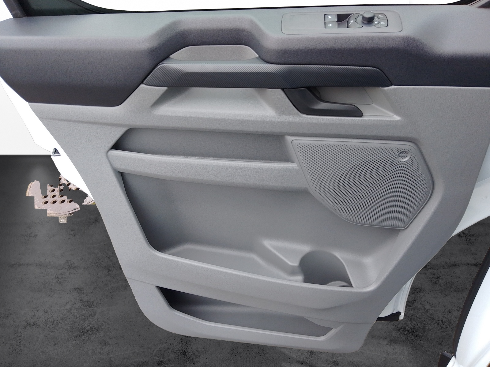 FORD Transit Custom Van 320 L1 2.0 EcoBlue 136 Trend-image-11