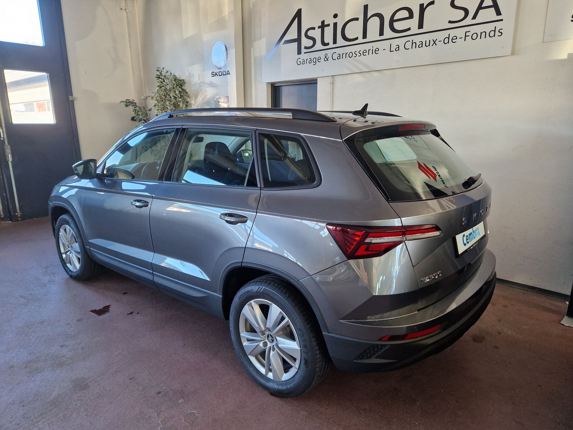 SKODA Karoq 2.0 TDI CR Selection 4x4 DSG-image-3