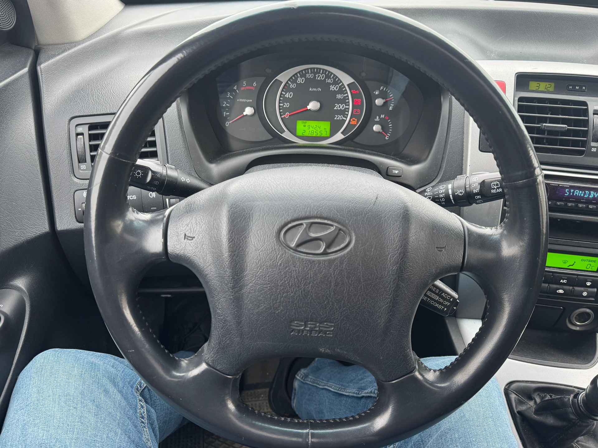 HYUNDAI Tucson 2.0 CRDi VGT Premium 4WD-image-11