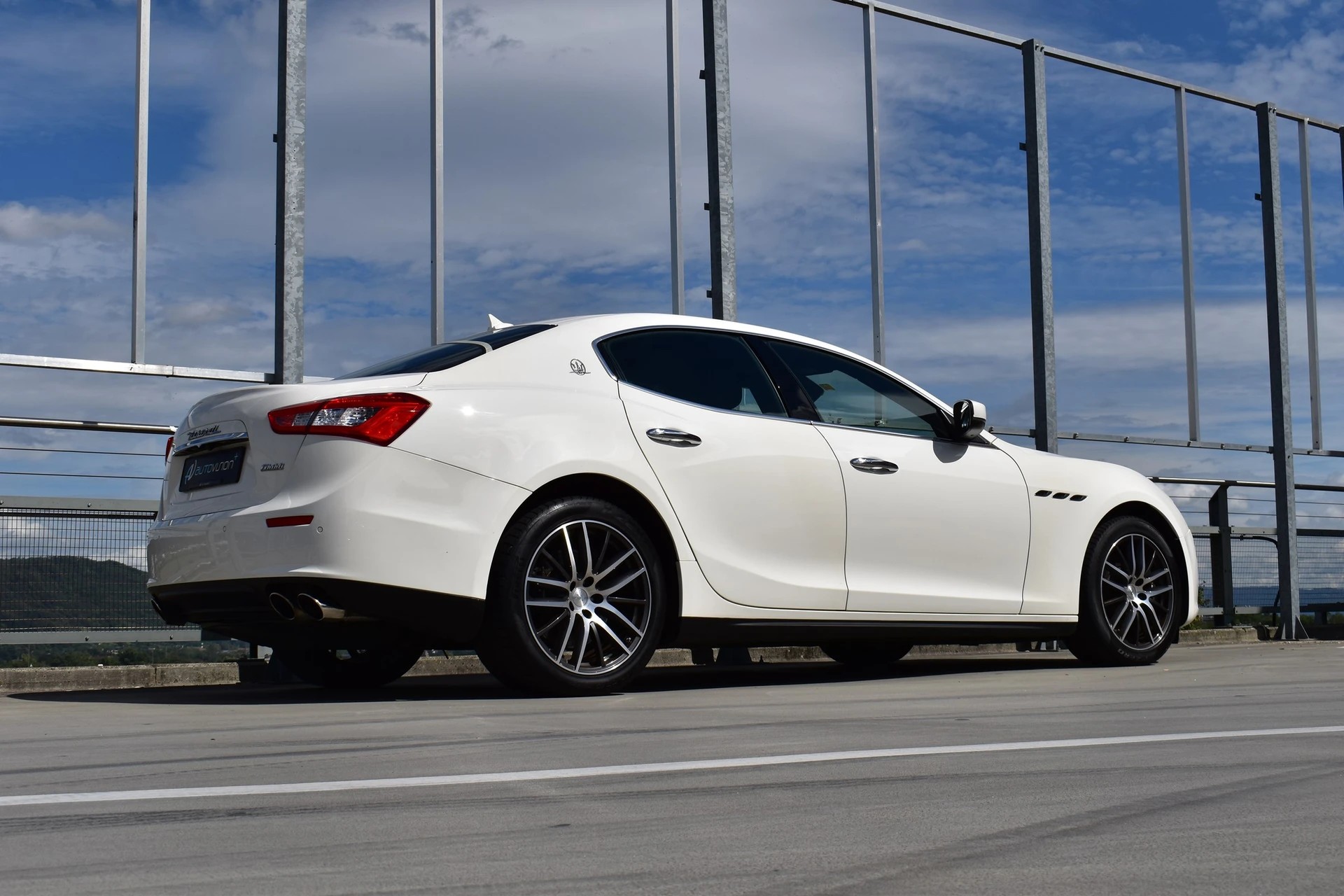 MASERATI GHIBLI D 3.0 V6 GRANSPORT AUTOMATICA l 275 PS-image-9