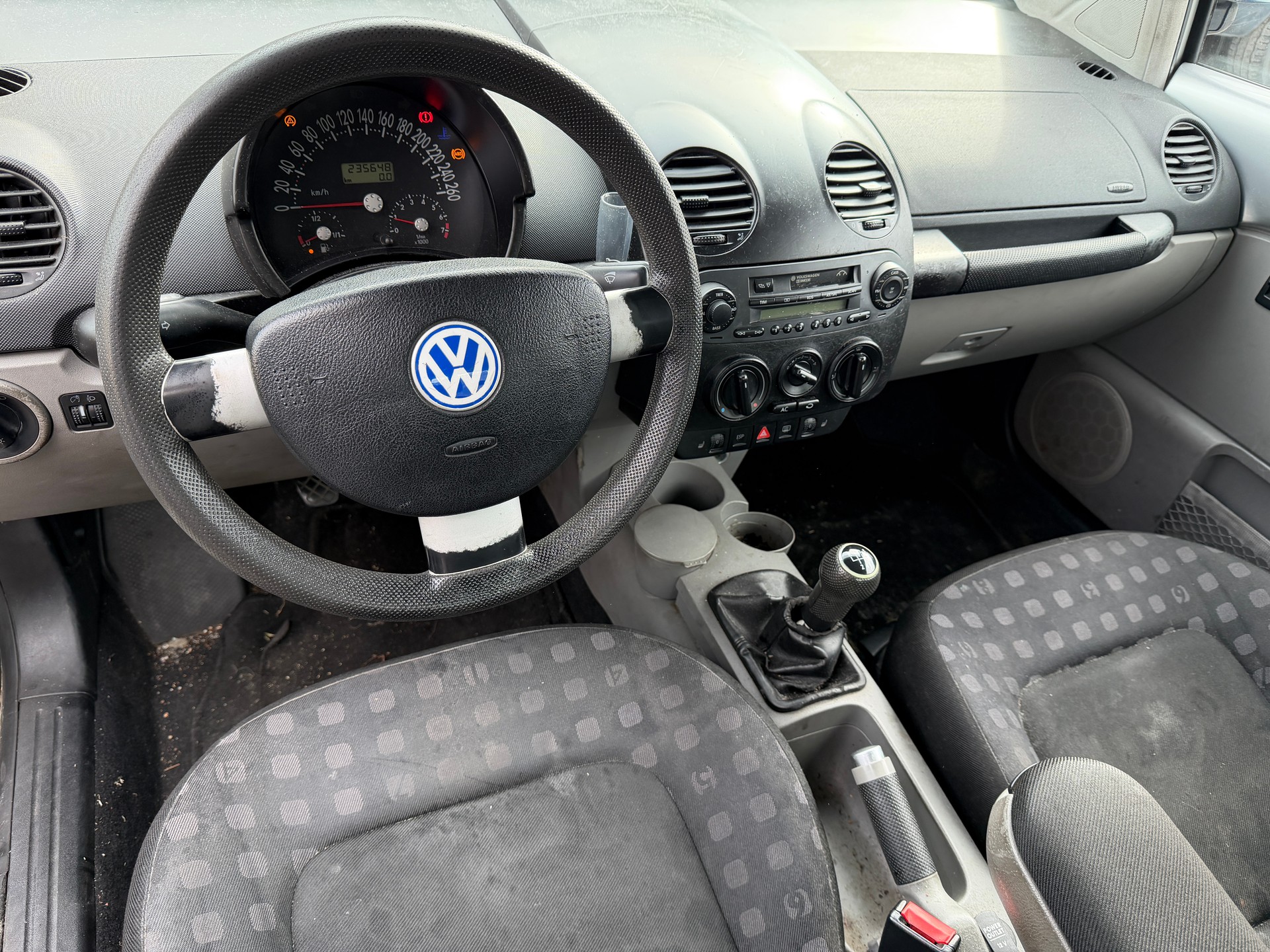 VW Beetle 1.8 T-image-8