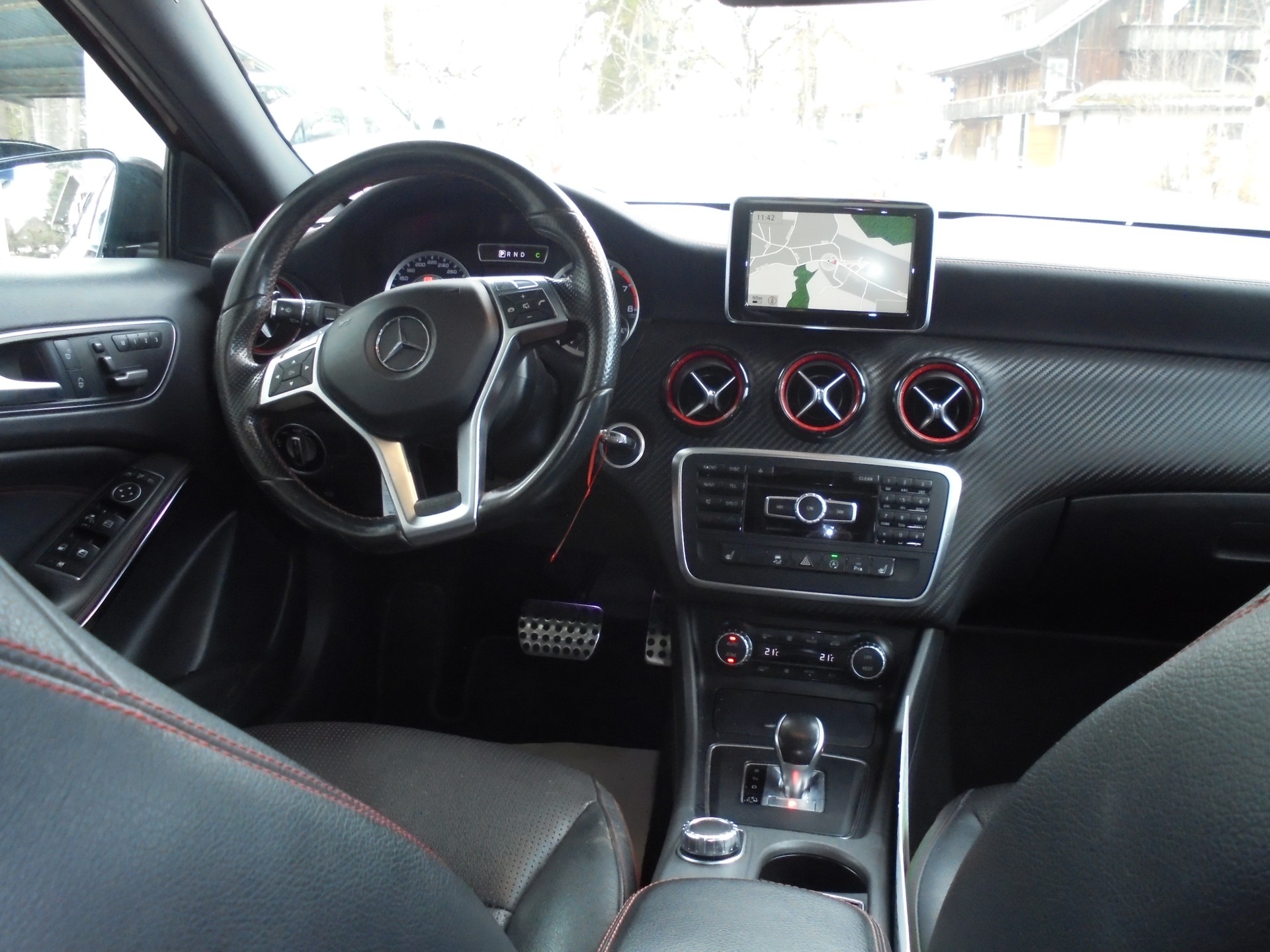 MERCEDES-BENZ A 45 AMG 4Matic Speedshift 7G-DCT-image-5