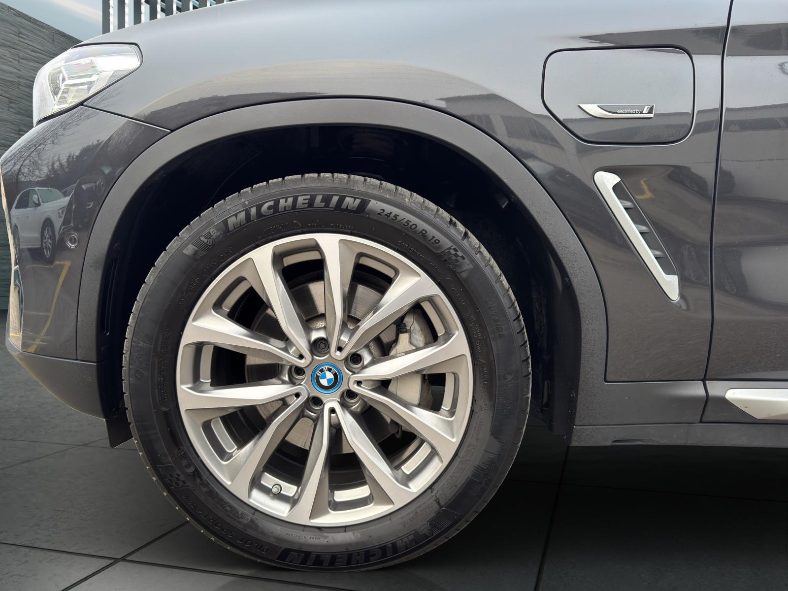 BMW X3 30e xDrive ANHAENGERKUPPLUNG-image-9