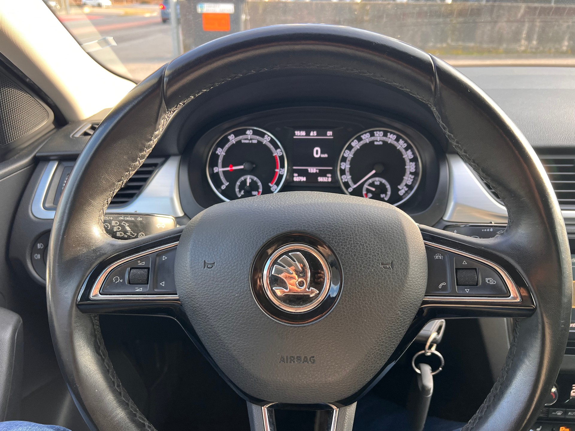 SKODA Rapid Spaceback 1.0 TSI Clever DSG-image-9