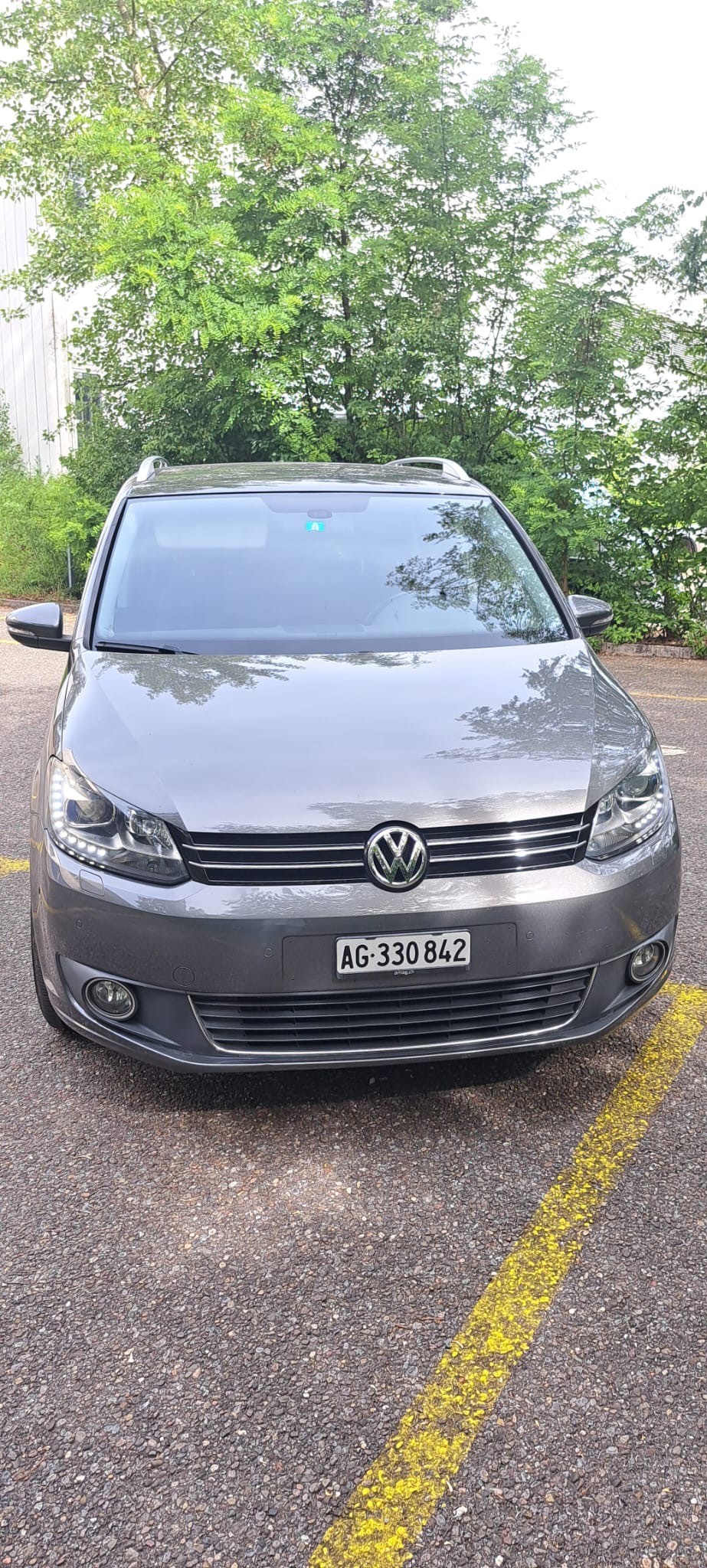 VW Touran 2.0 TDI Comfortline-image-0