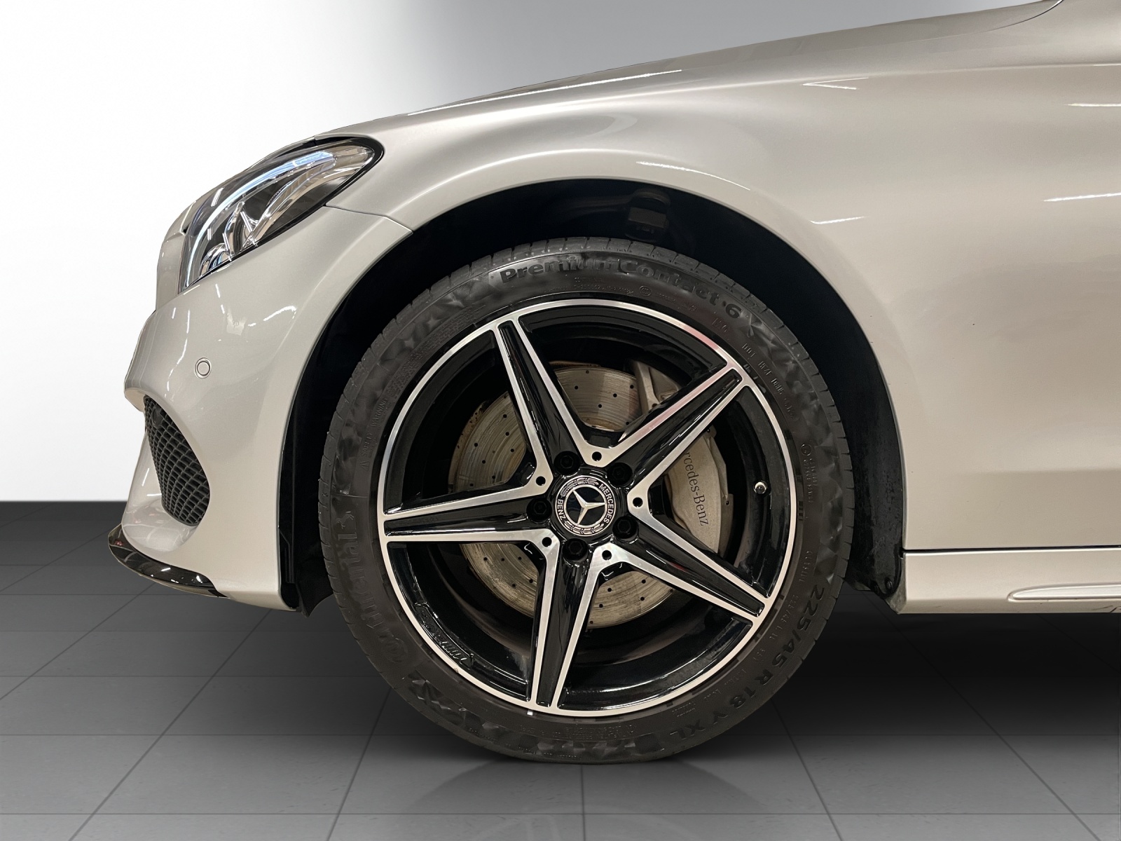 MERCEDES-BENZ C 250 d Swiss Star AMG 4M-image-5