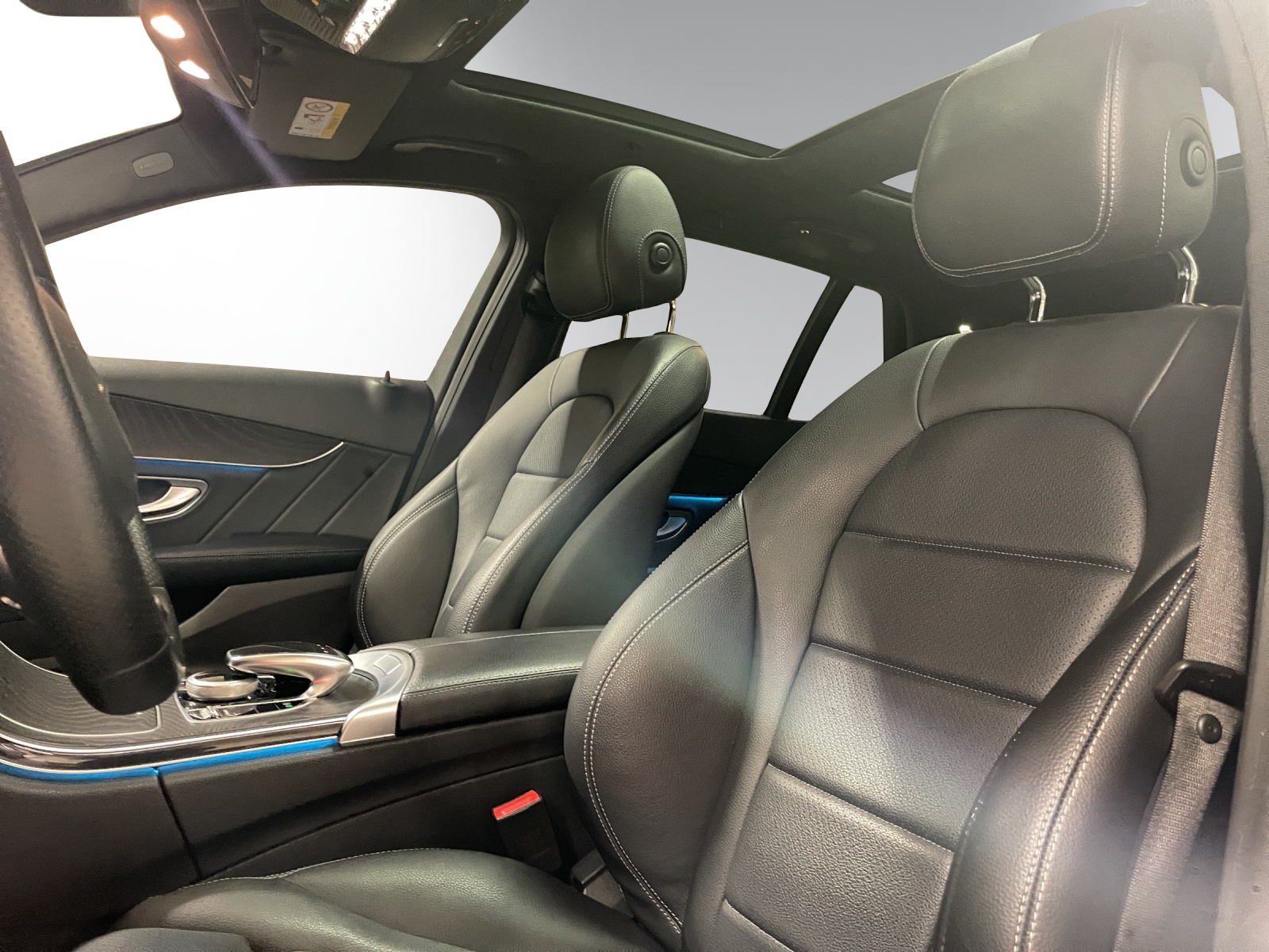 MERCEDES-BENZ C 250 d Swiss Star AMG 4M-image-8