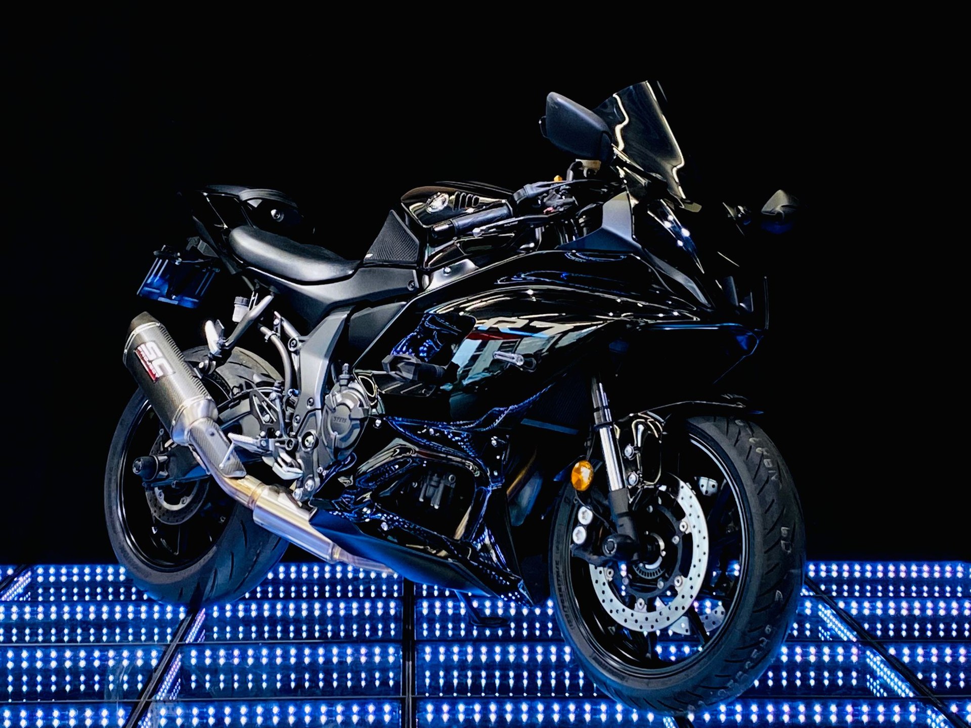 YAMAHA YZF-R7 (35kW)