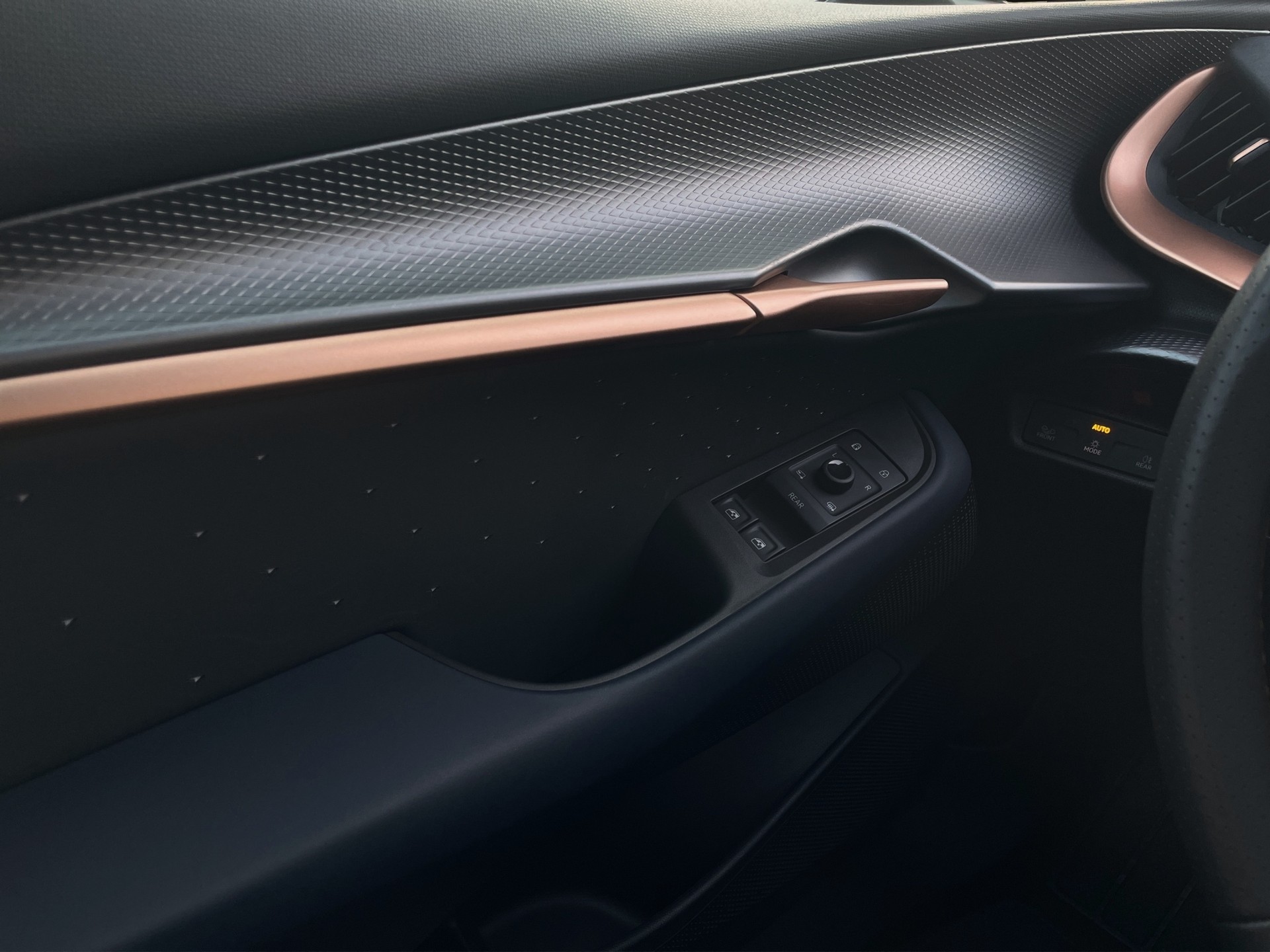 CUPRA Tavascan Type 9 77 kWh Adrenaline-image-11