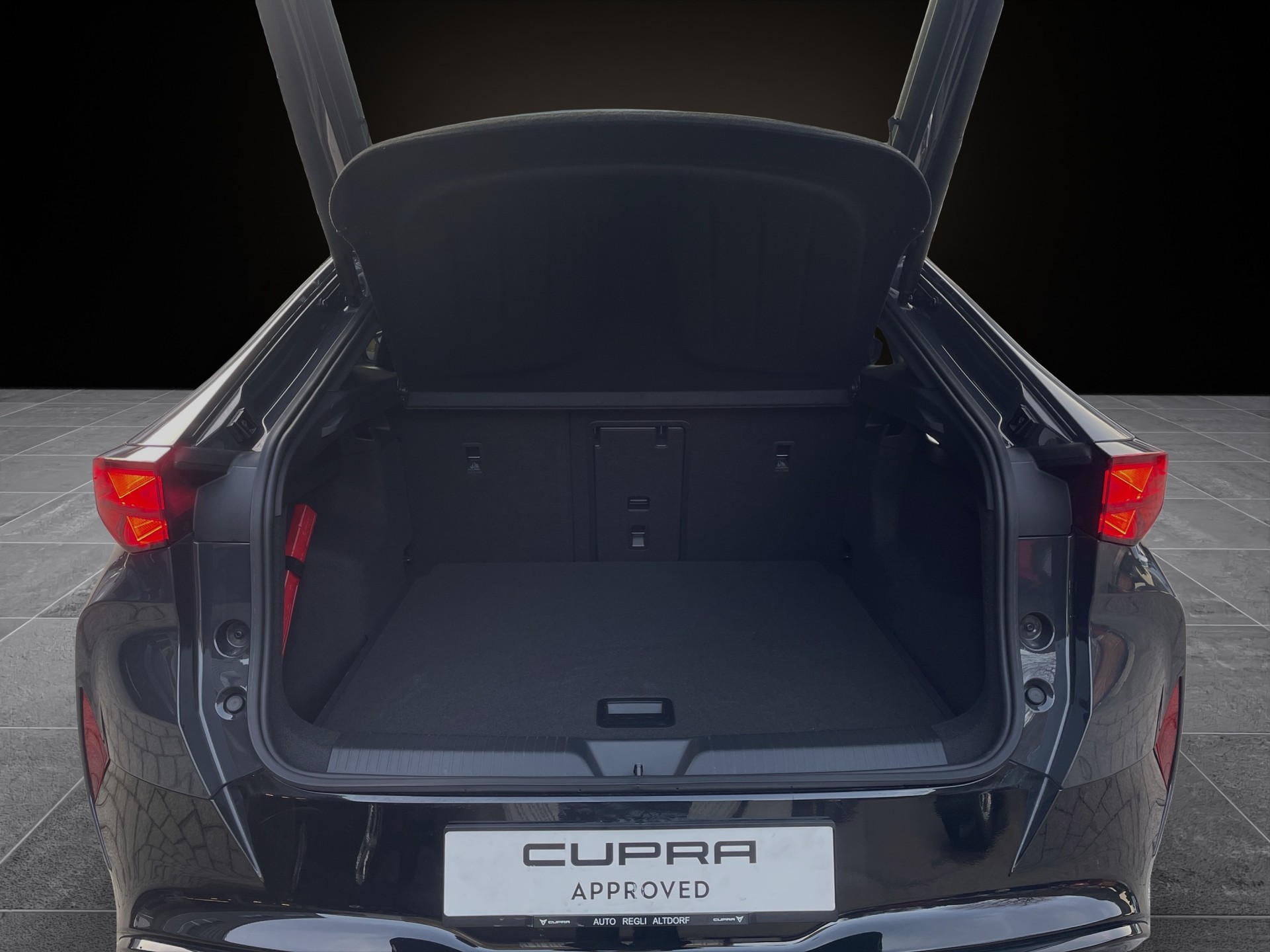 CUPRA Tavascan Type 9 77 kWh Adrenaline-image-18
