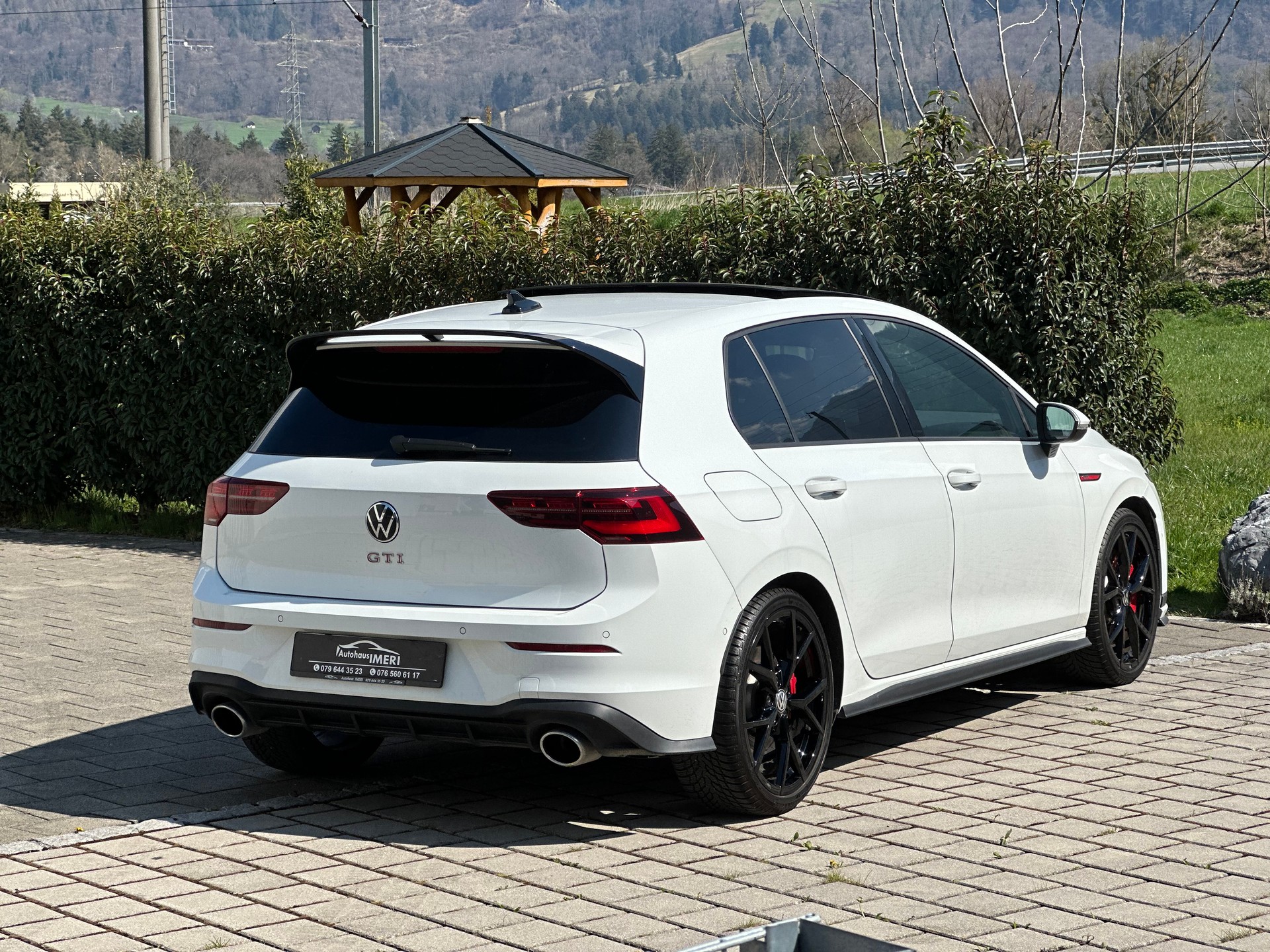 VW Golf 2.0 TSI GTI Clubsport DSG-image-5