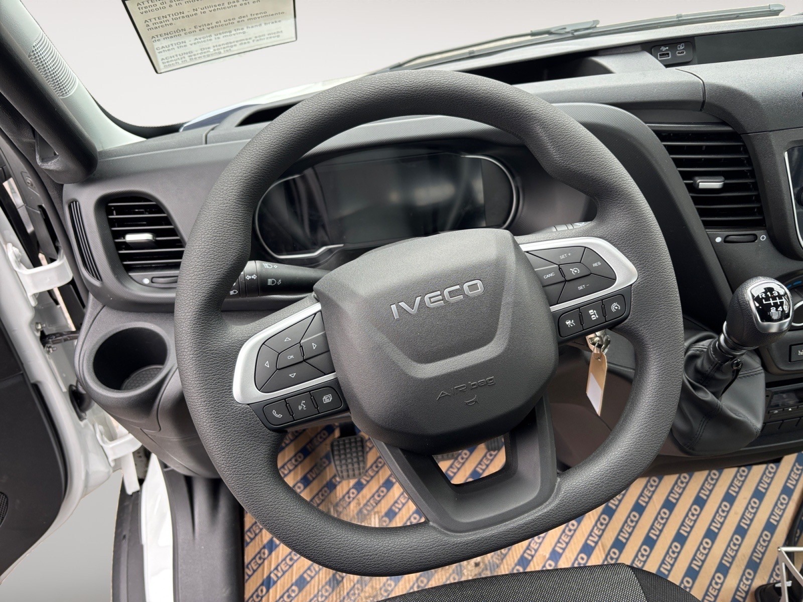 IVECO 70 C 18H-image-5