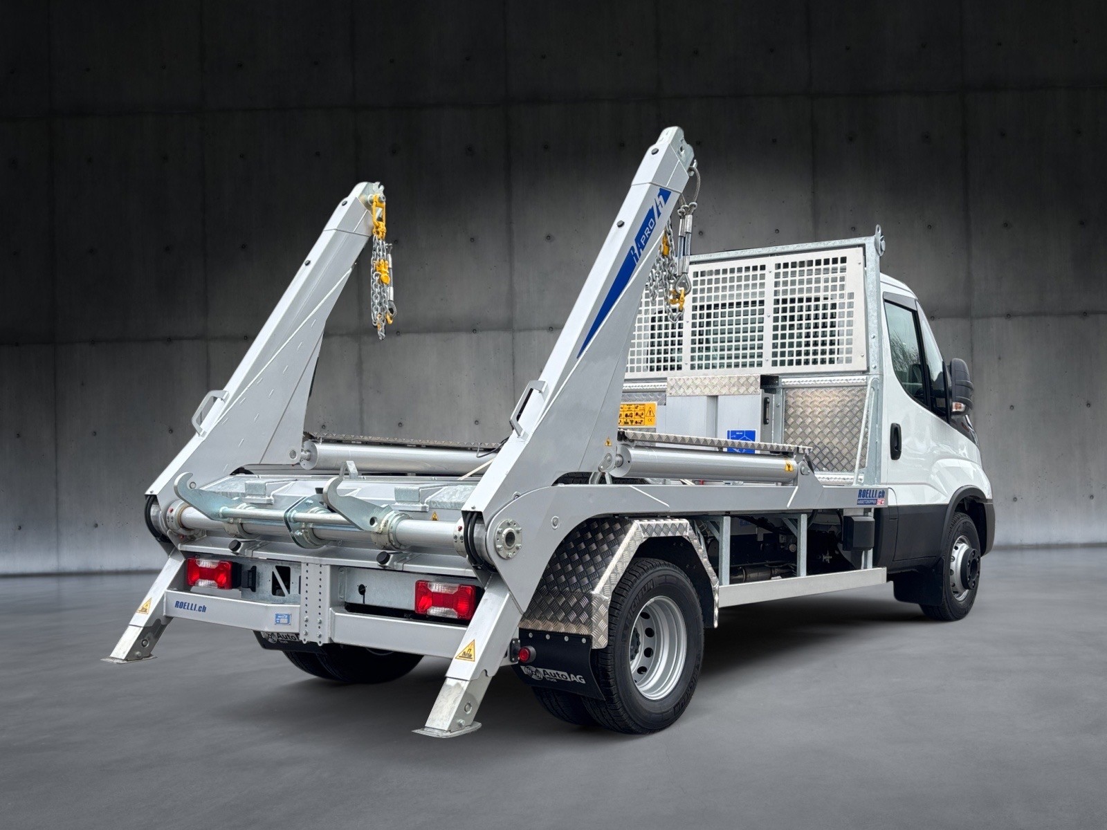 IVECO 70 C 18H-showroom-element-3