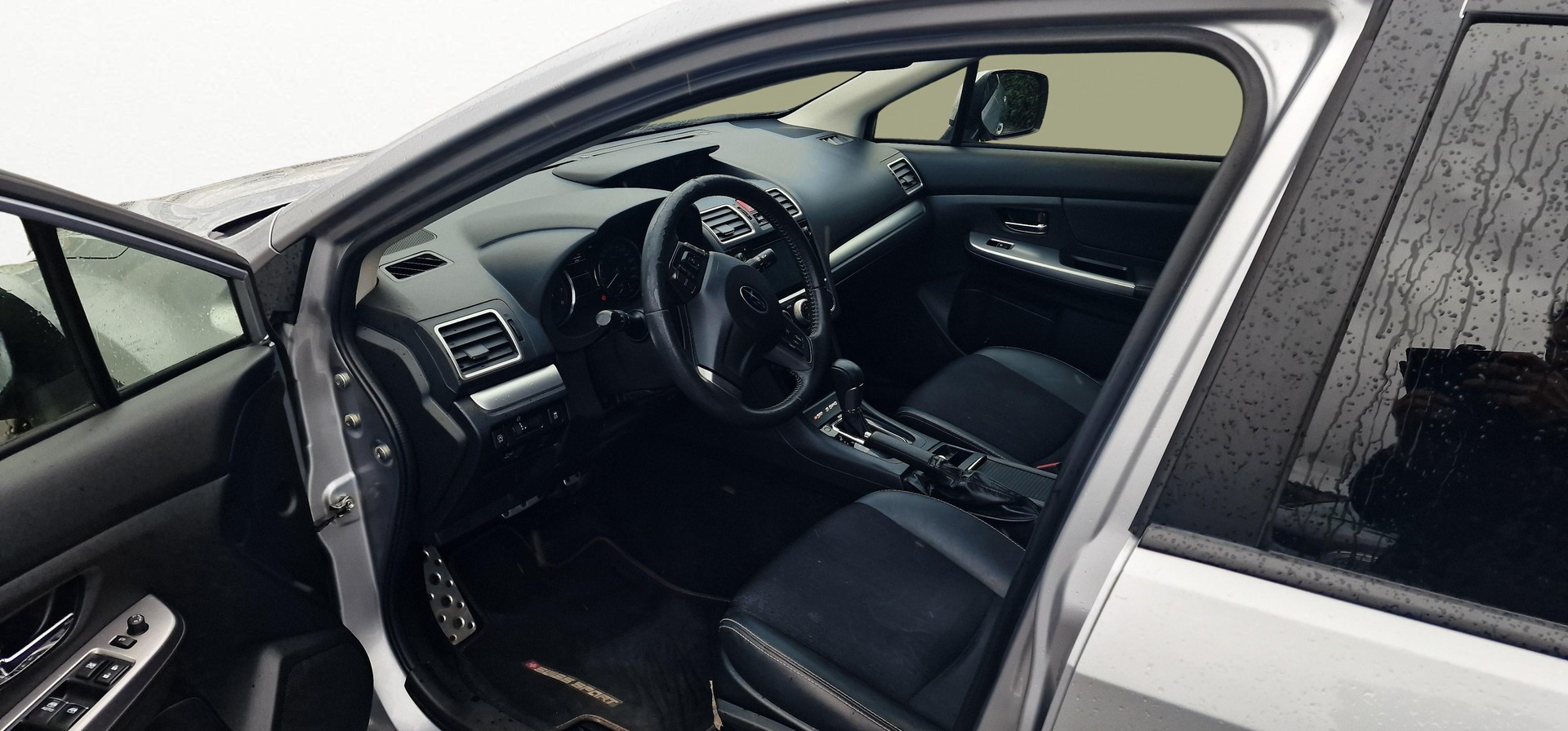 SUBARU Impreza Wagon 2.0i Swiss Sport-image-6