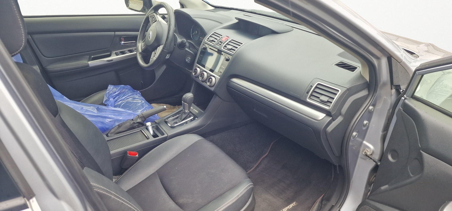 SUBARU Impreza Wagon 2.0i Swiss Sport-image-7