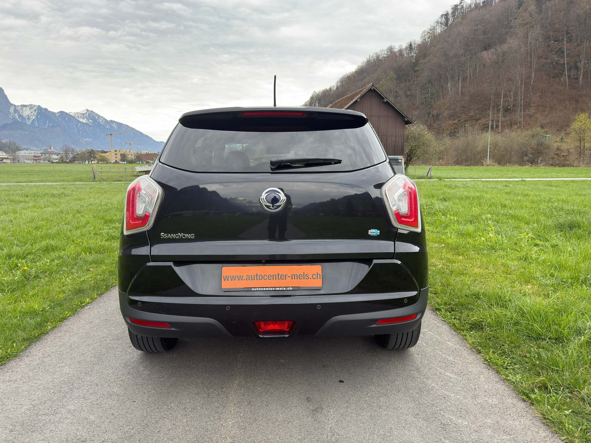KGM-SsangYong Tivoli 1.6 e-XDi Red Rebel 4WD-image-5