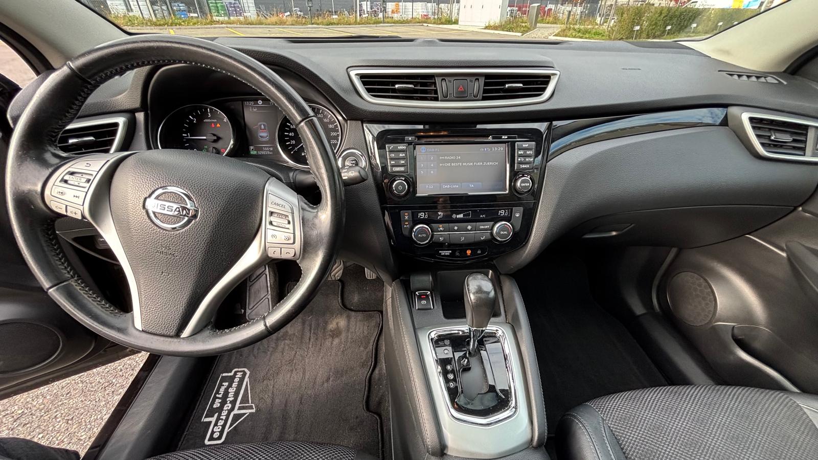 NISSAN Qashqai 1.6 dCi tekna Xtronic CVT-image-12