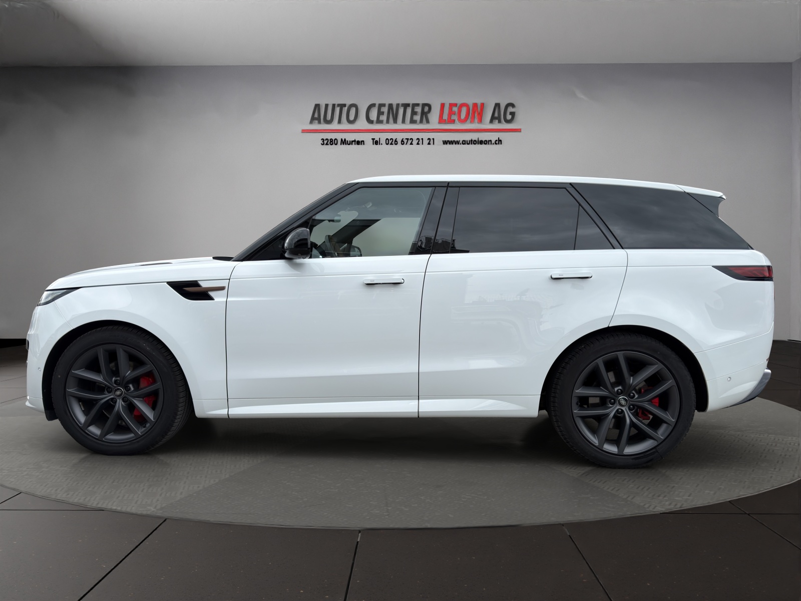 LAND ROVER Range Rover Sport D300 3.0 TD6 MHEV Dynamic HSE Automatic-image-2