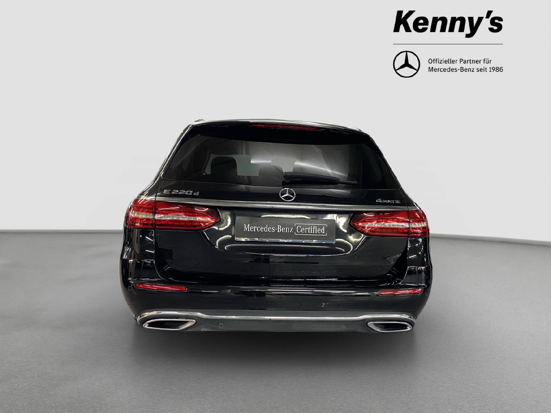 MERCEDES-BENZ E 220 d Avantgarde 4Matic Kombi-image-4