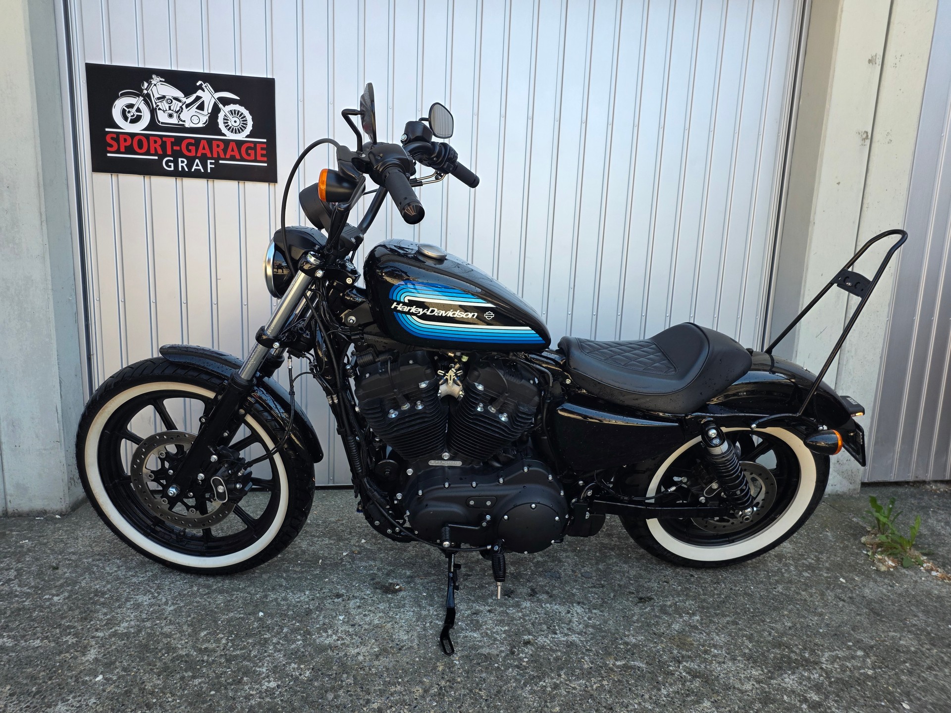 HARLEY-DAVIDSON XL 1200 NS Iron ABS-showroom-element-1