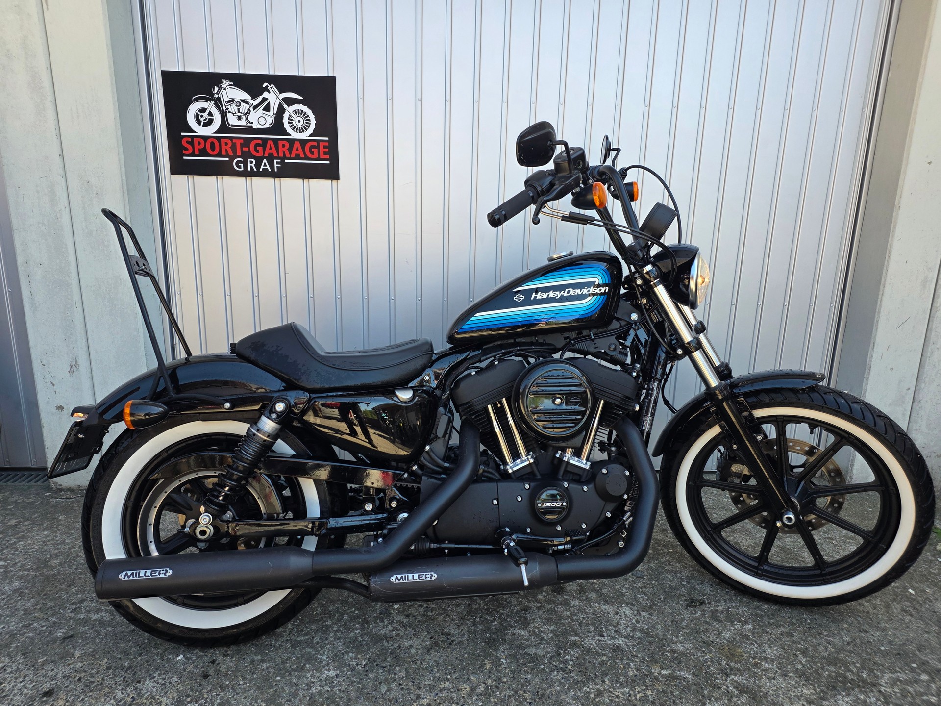 HARLEY-DAVIDSON XL 1200 NS Iron ABS