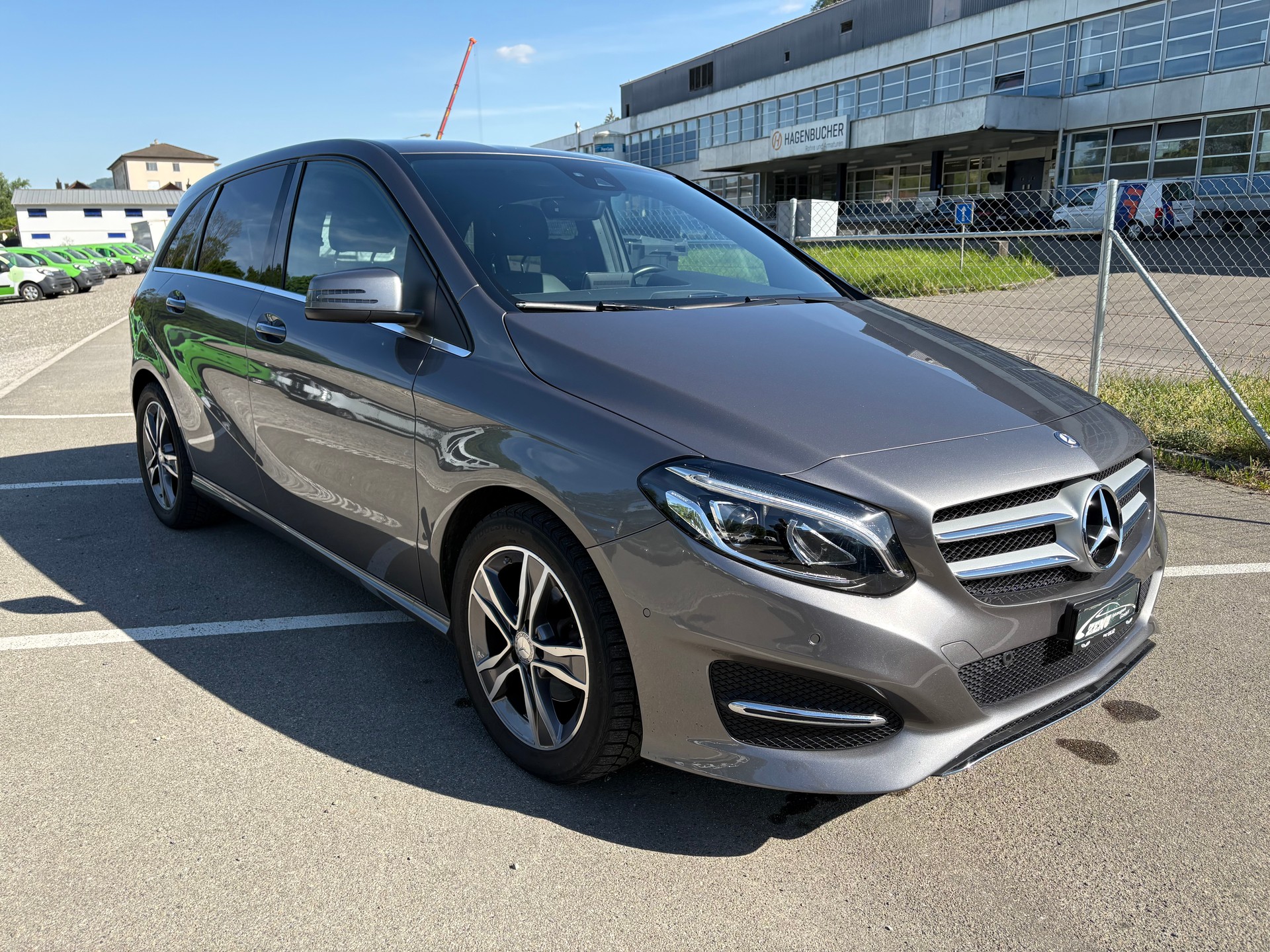 MERCEDES-BENZ B 220 CDI Swiss Star Edition 4Matic-image-0