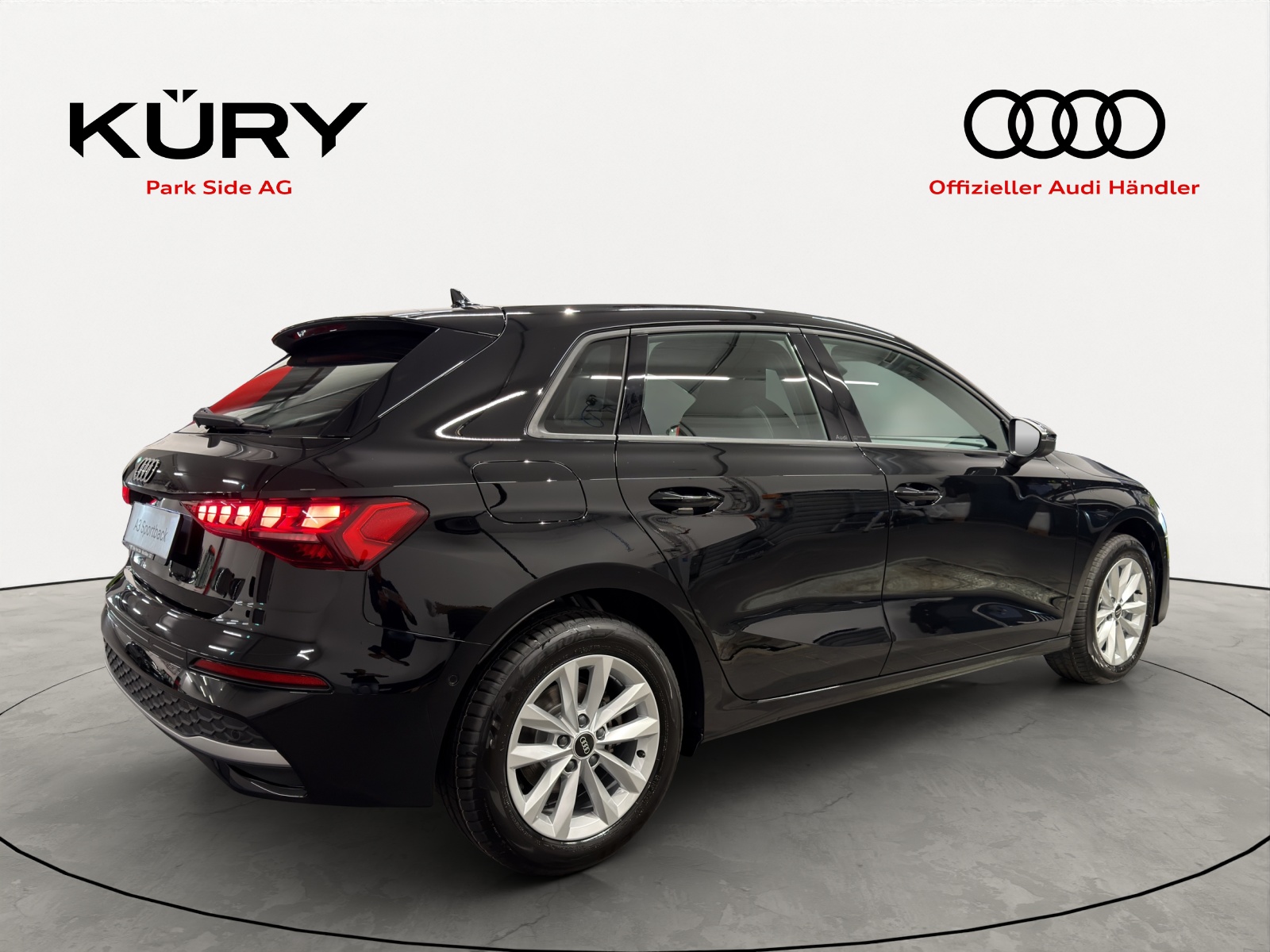 AUDI A3 Sportback TFSI 110 kW Attraction 150PS-image-3
