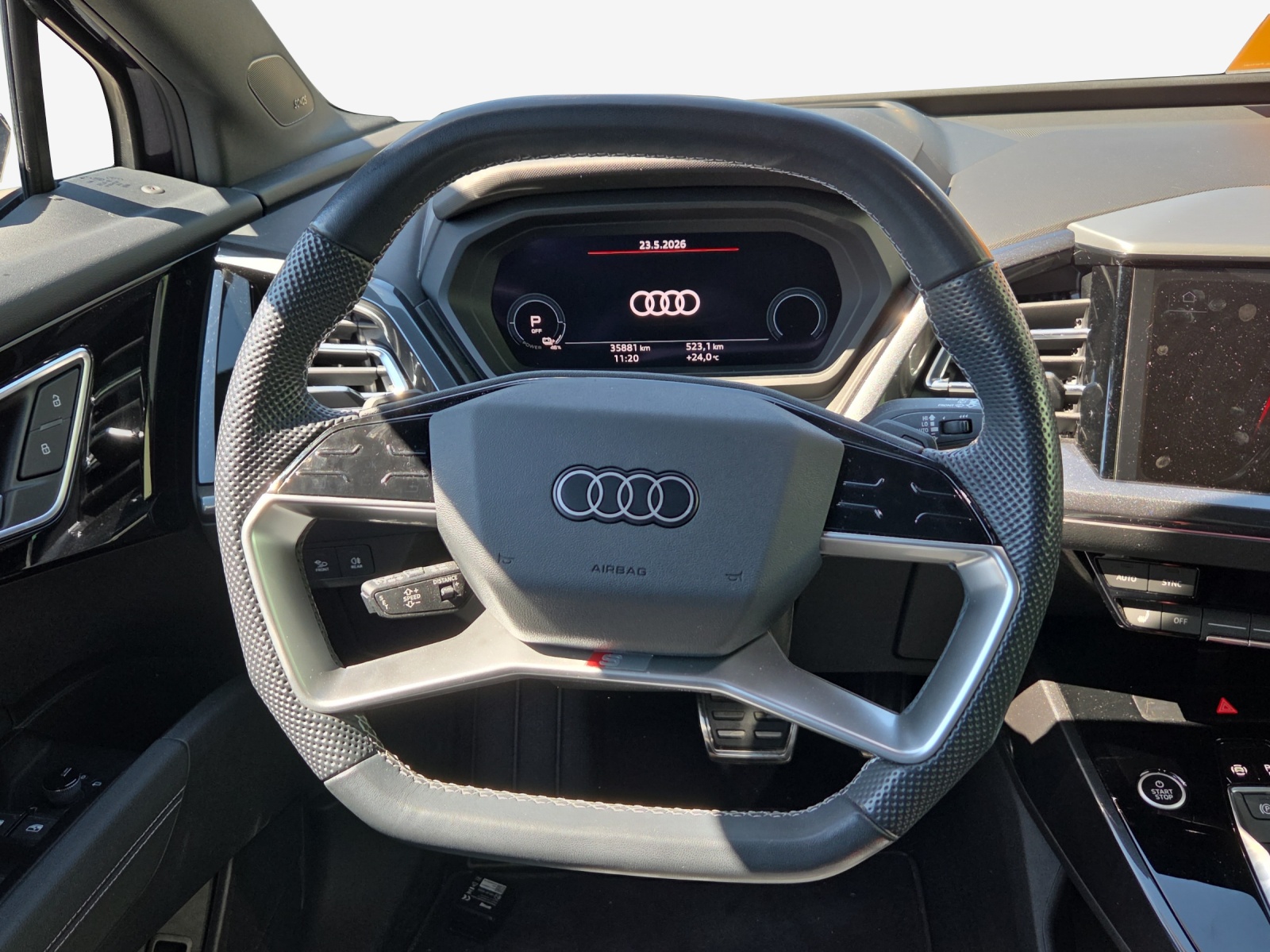 AUDI Q4 e-tron 50 quattro-image-10