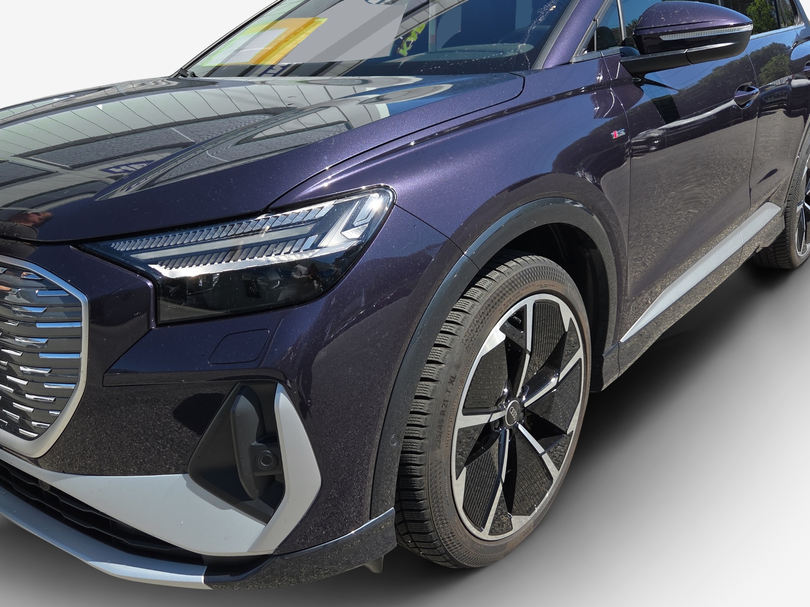AUDI Q4 e-tron 50 quattro-image-16