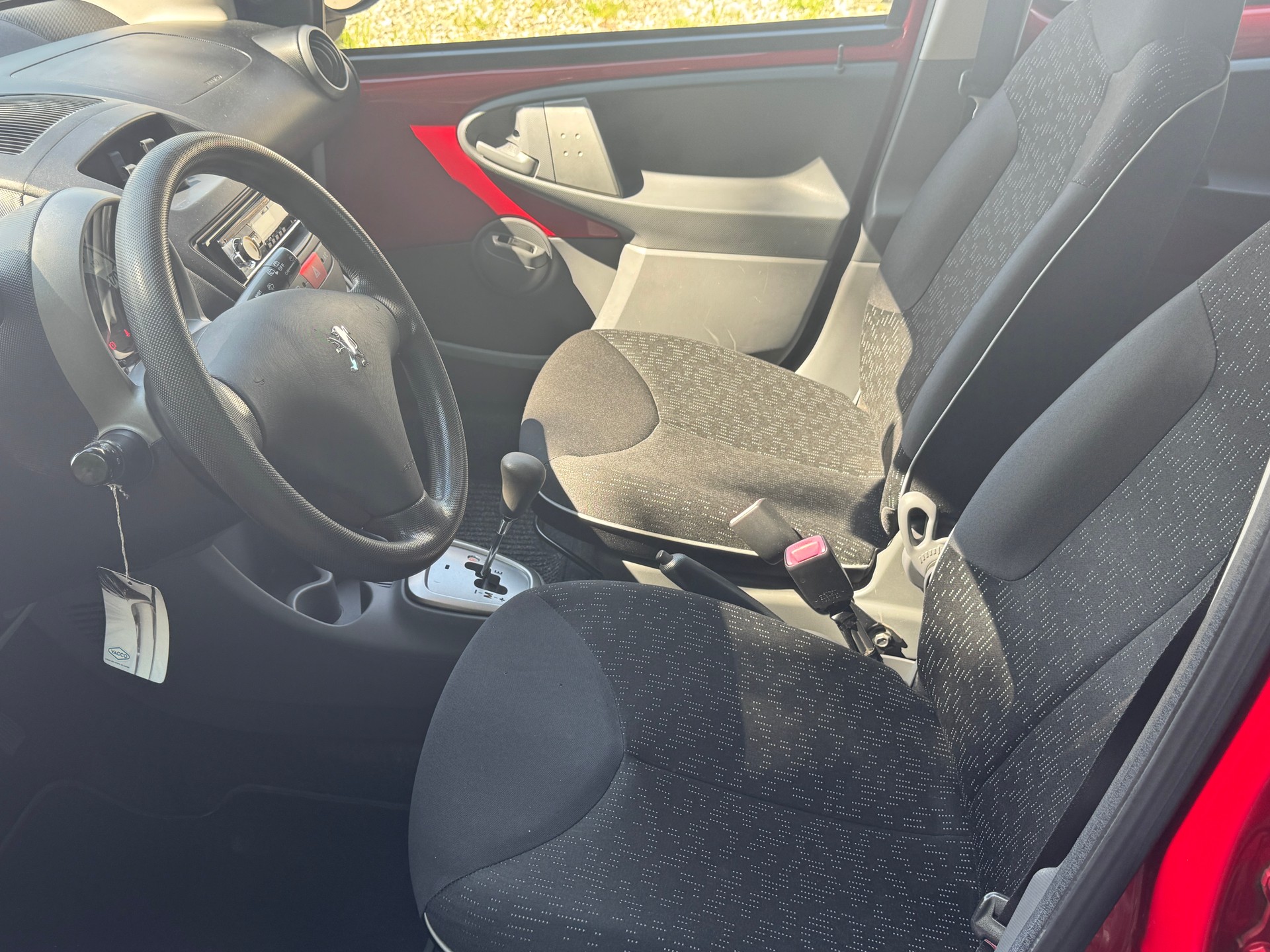 PEUGEOT 107 1.0 Trendy BMP5-image-6
