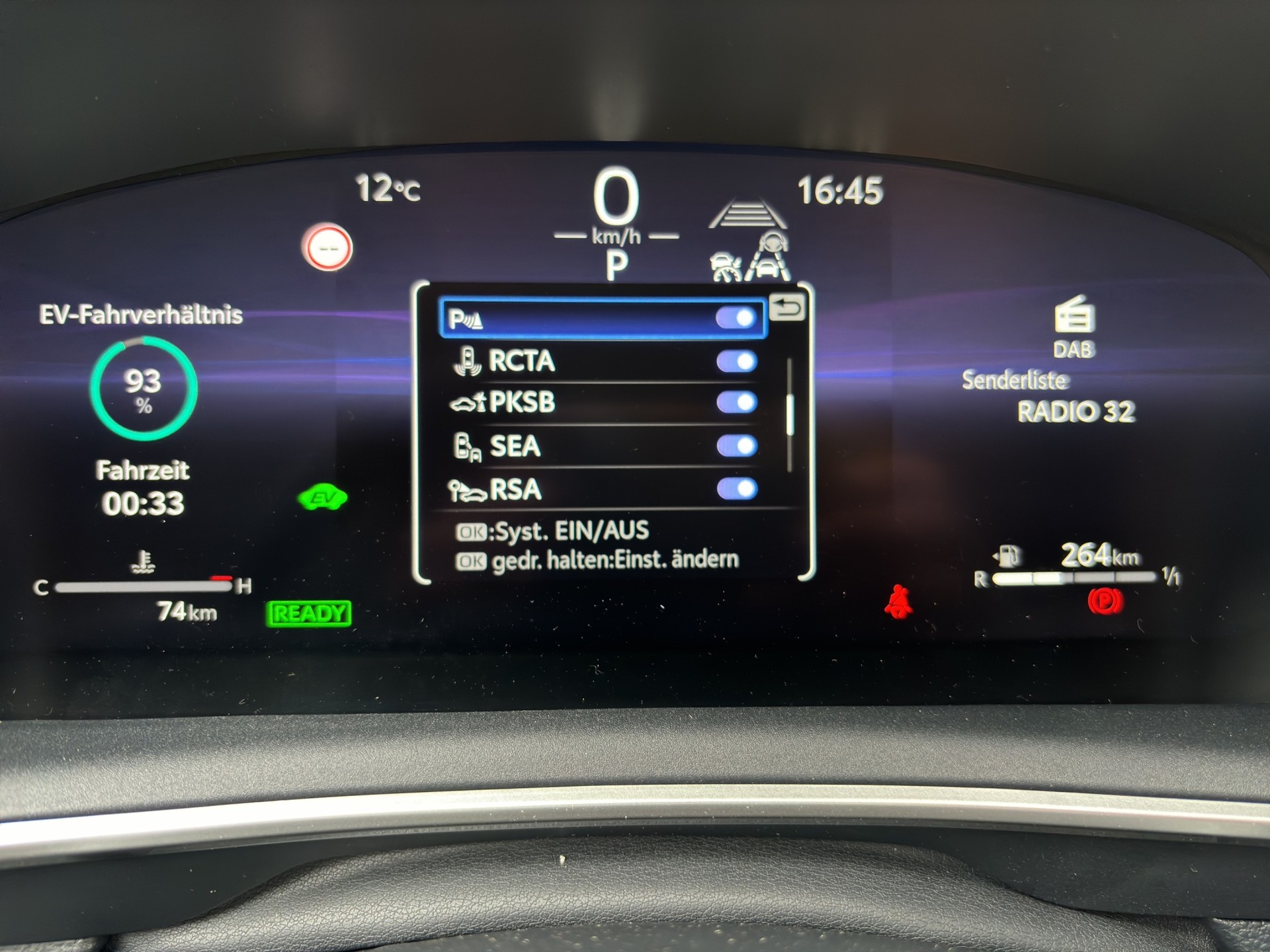 TOYOTA Corolla Touring Sports 1.8 HSD Trend e-CVT-image-30