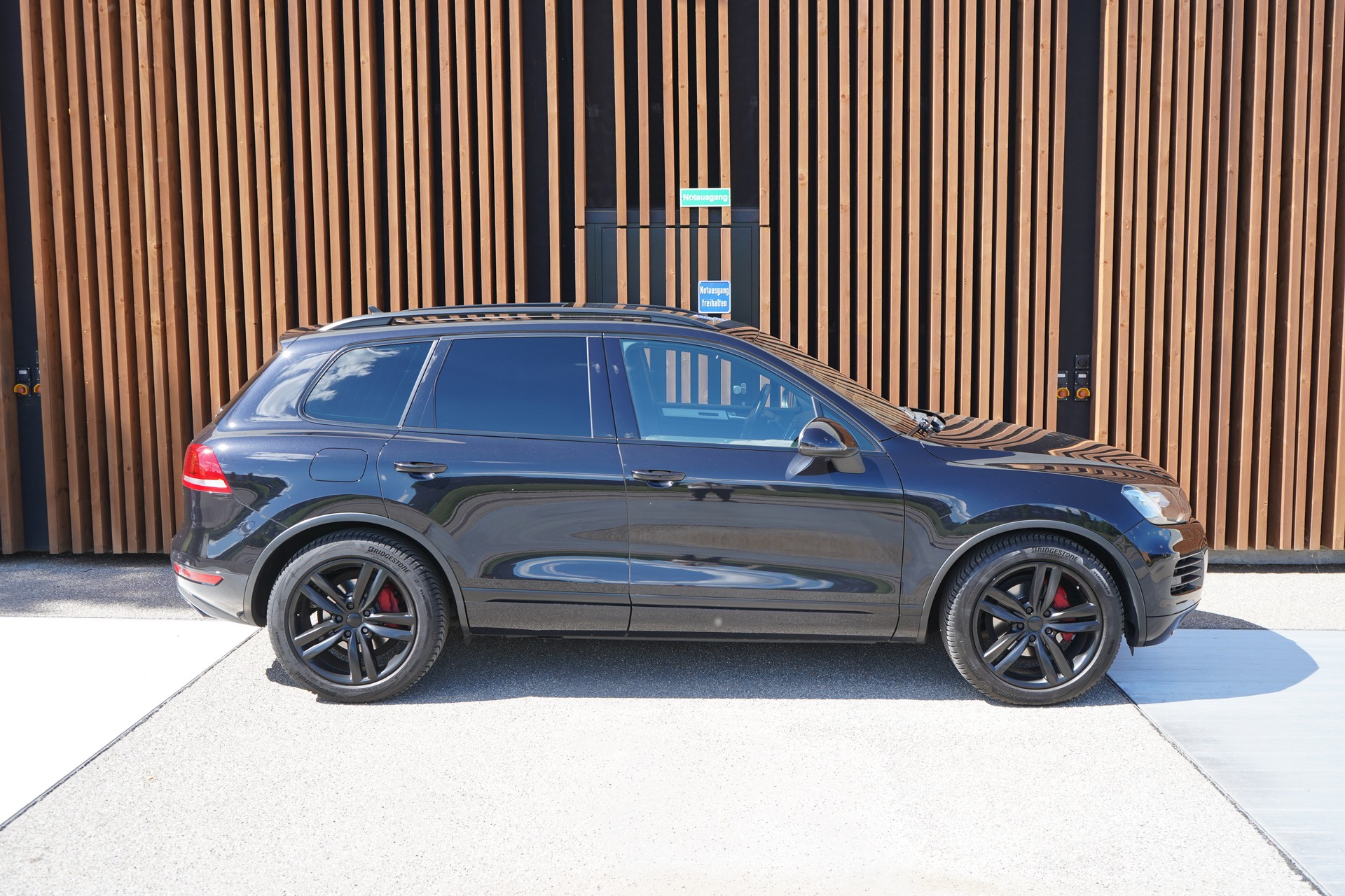 VW TOUAREG 3.0 TDI BLUEMOTION TECHNOLOGY BLACK TIPTORNIC l 245 PS-image-4