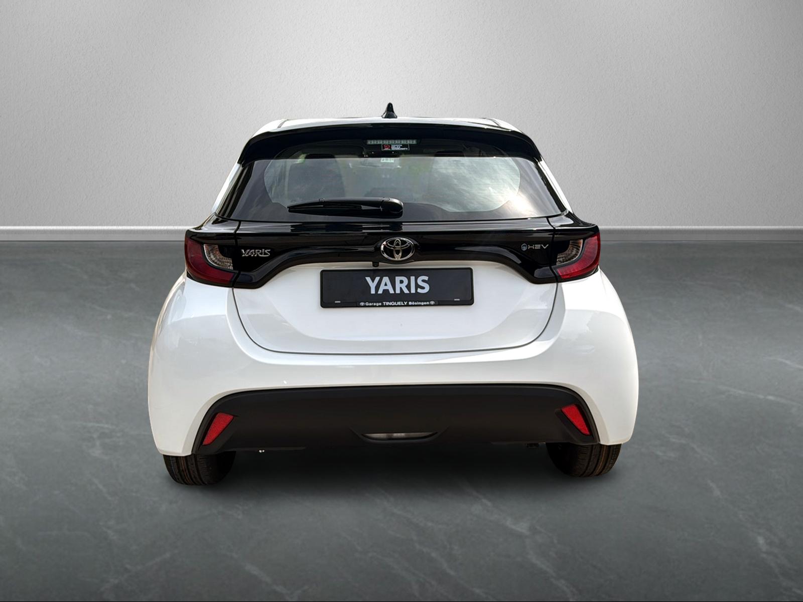 TOYOTA Yaris 1.5 VVT-i HSD Comfort-image-4