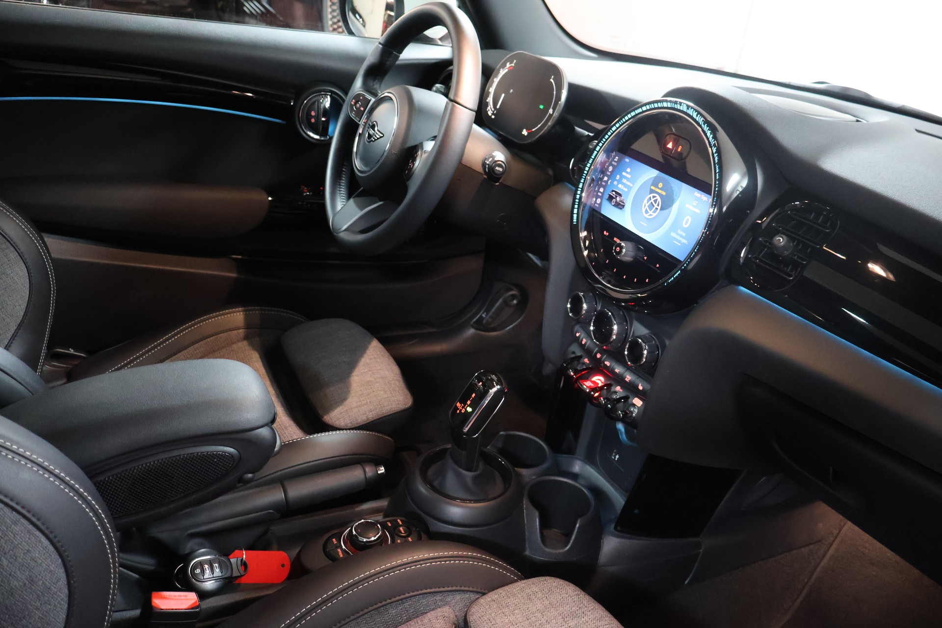 MINI Cooper Steptronic DKG-image-11