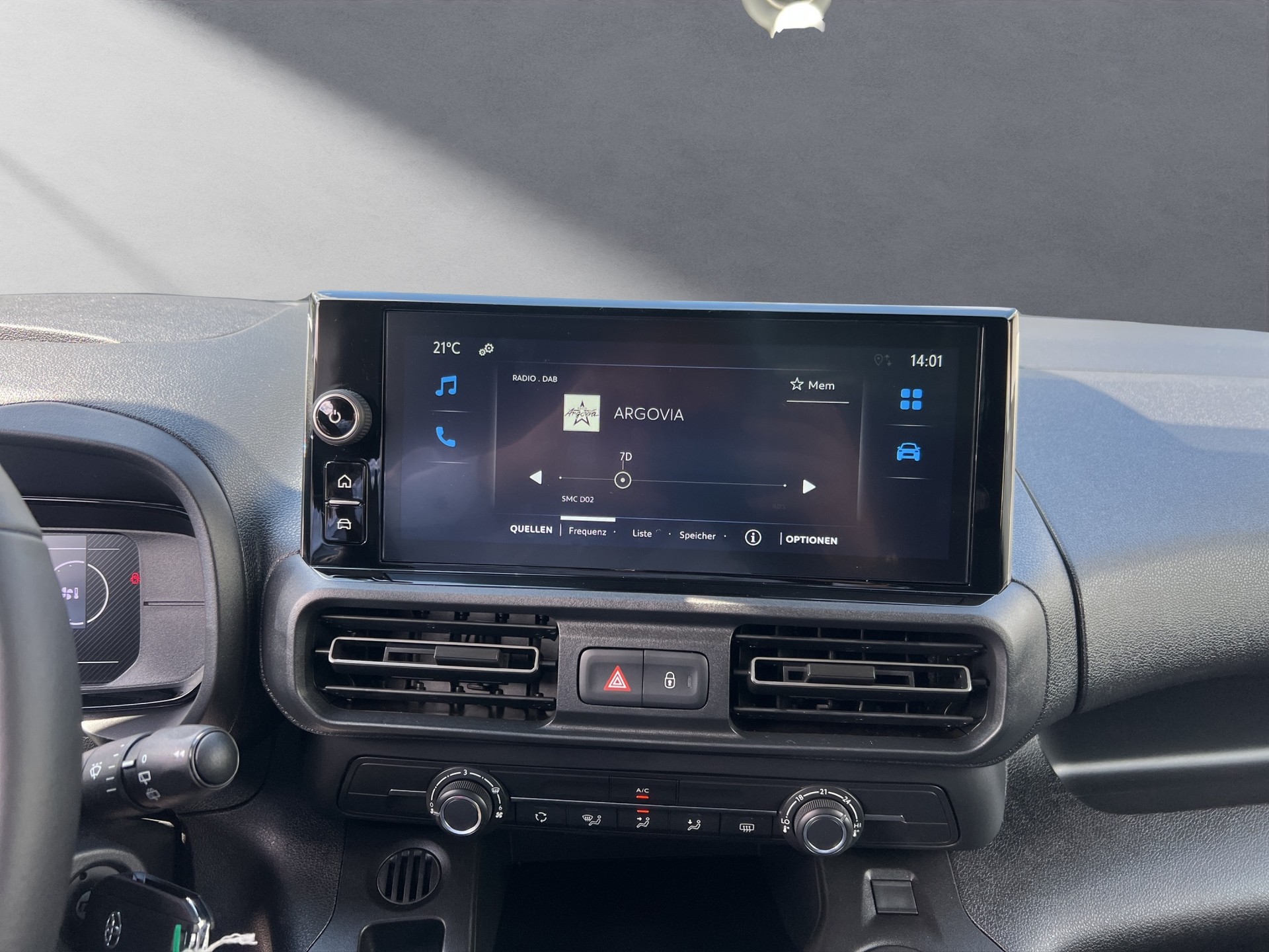 TOYOTA PROACE CITY Van L2 52KWh Active-image-4