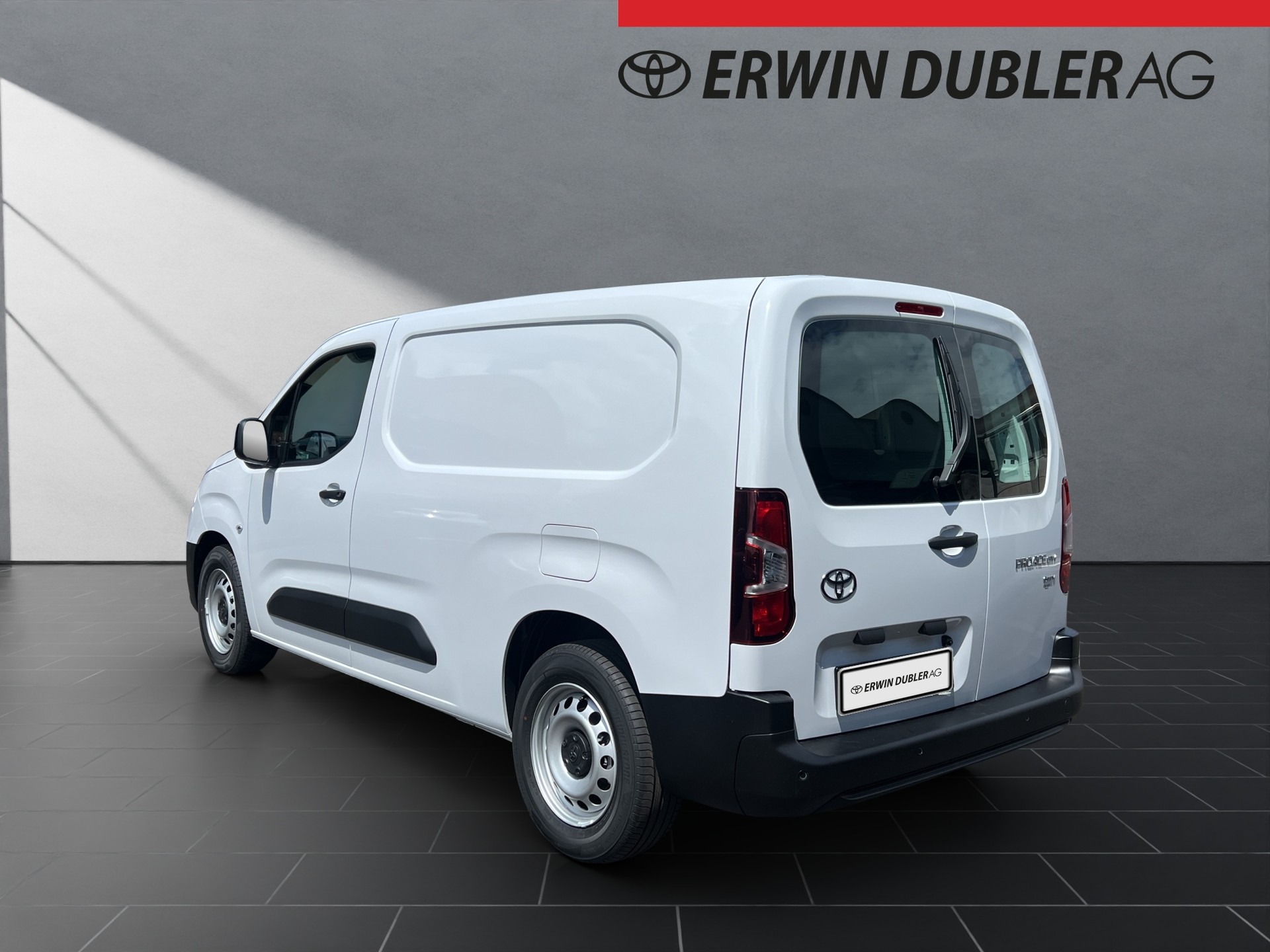 TOYOTA PROACE CITY Van L2 52KWh Active-showroom-element-2