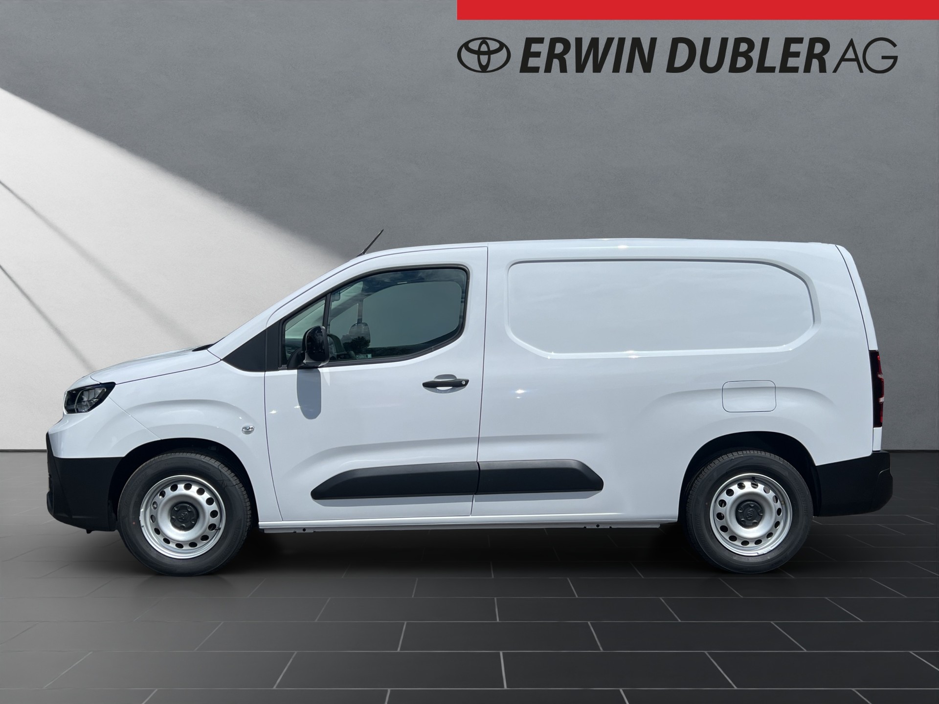 TOYOTA PROACE CITY Van L2 52KWh Active-showroom-element-1
