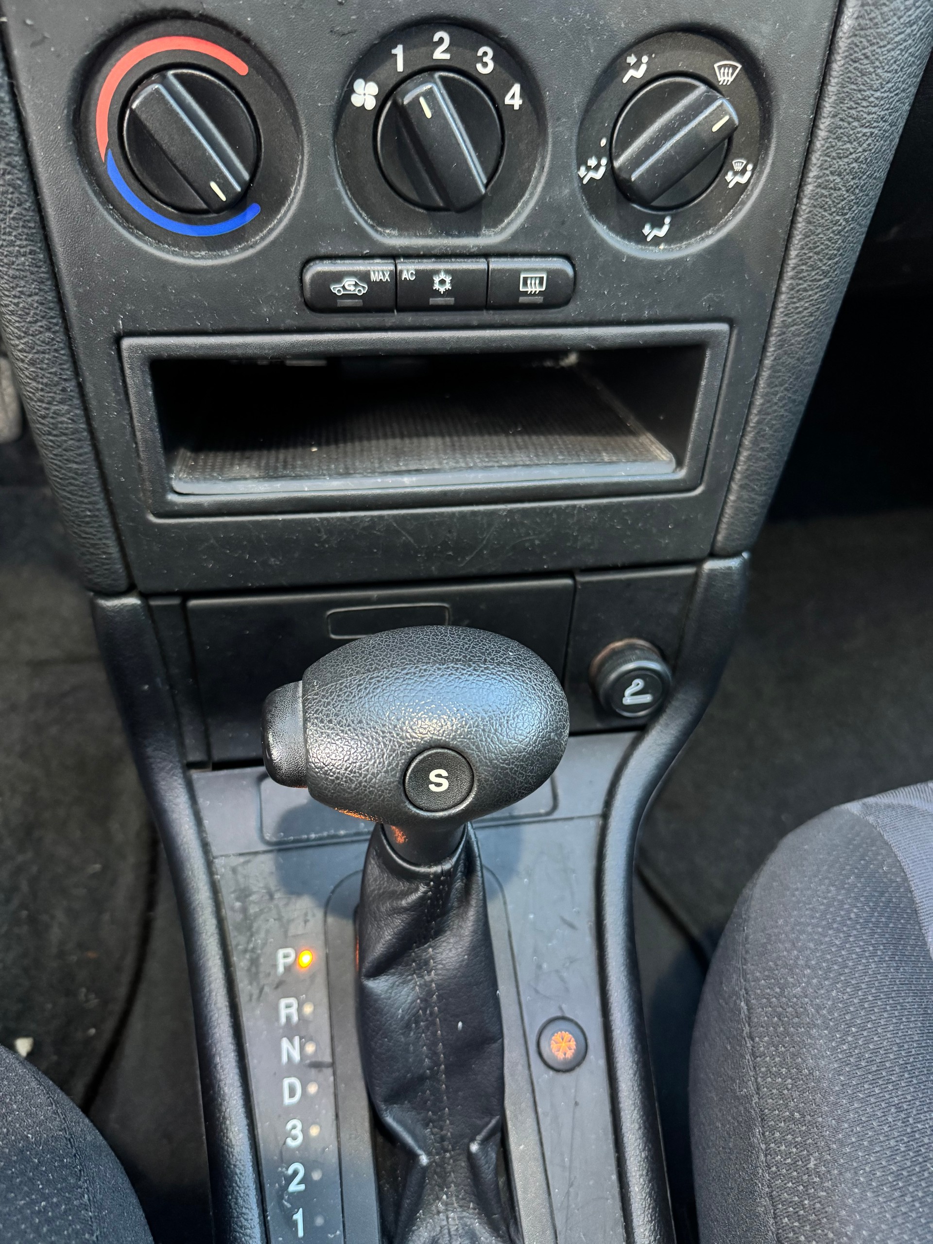 OPEL Astra 1.8i 16V Automatik Comfort-showroom-element-3