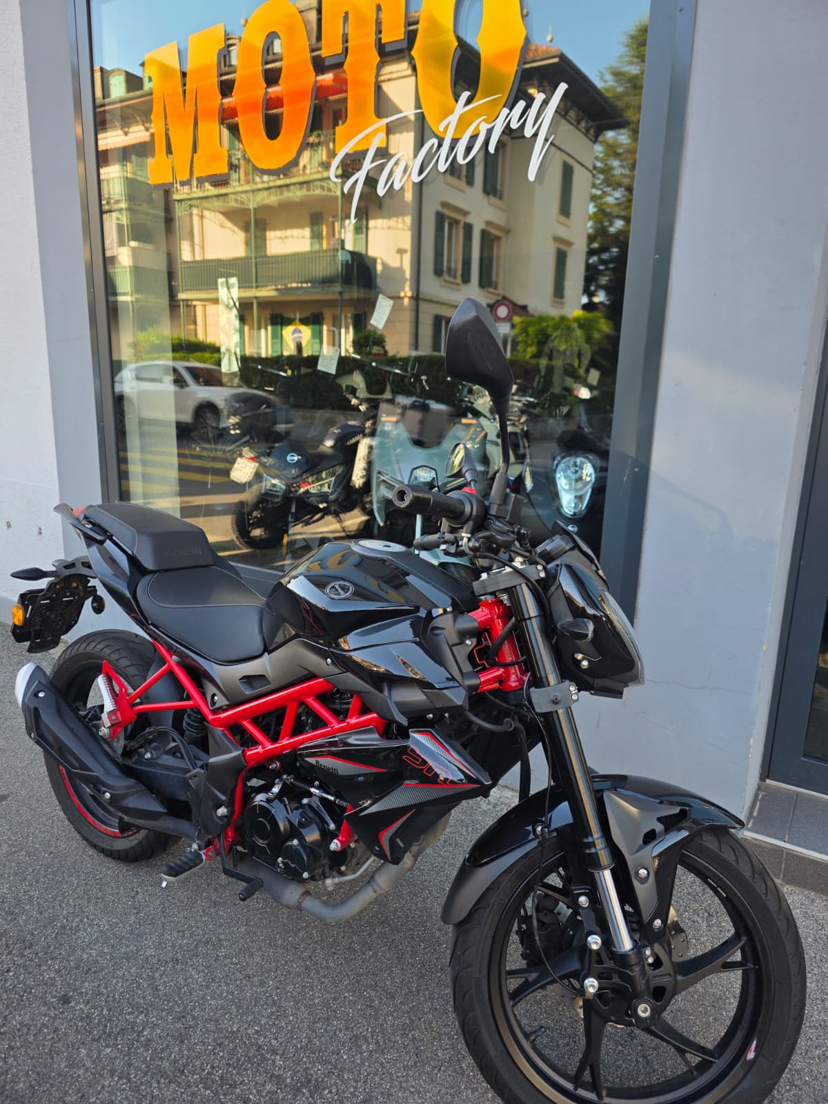 BENELLI BN 125