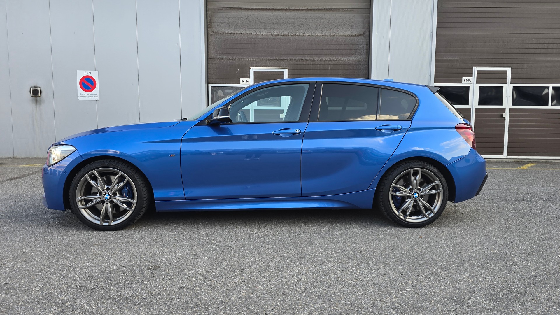 BMW M135i xDrive-image-1