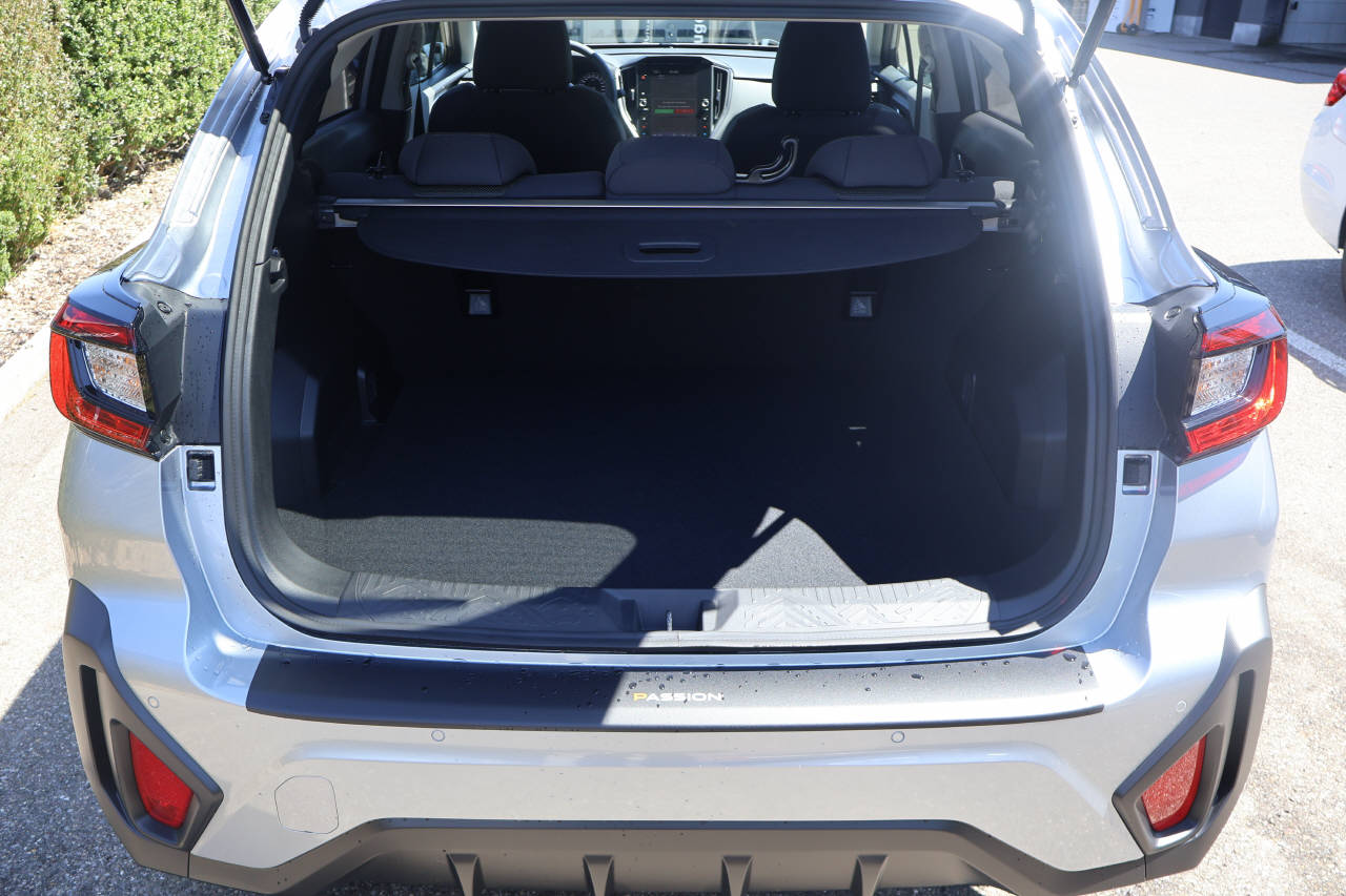SUBARU Crosstrek 2.0i e-Boxer Passion-image-4