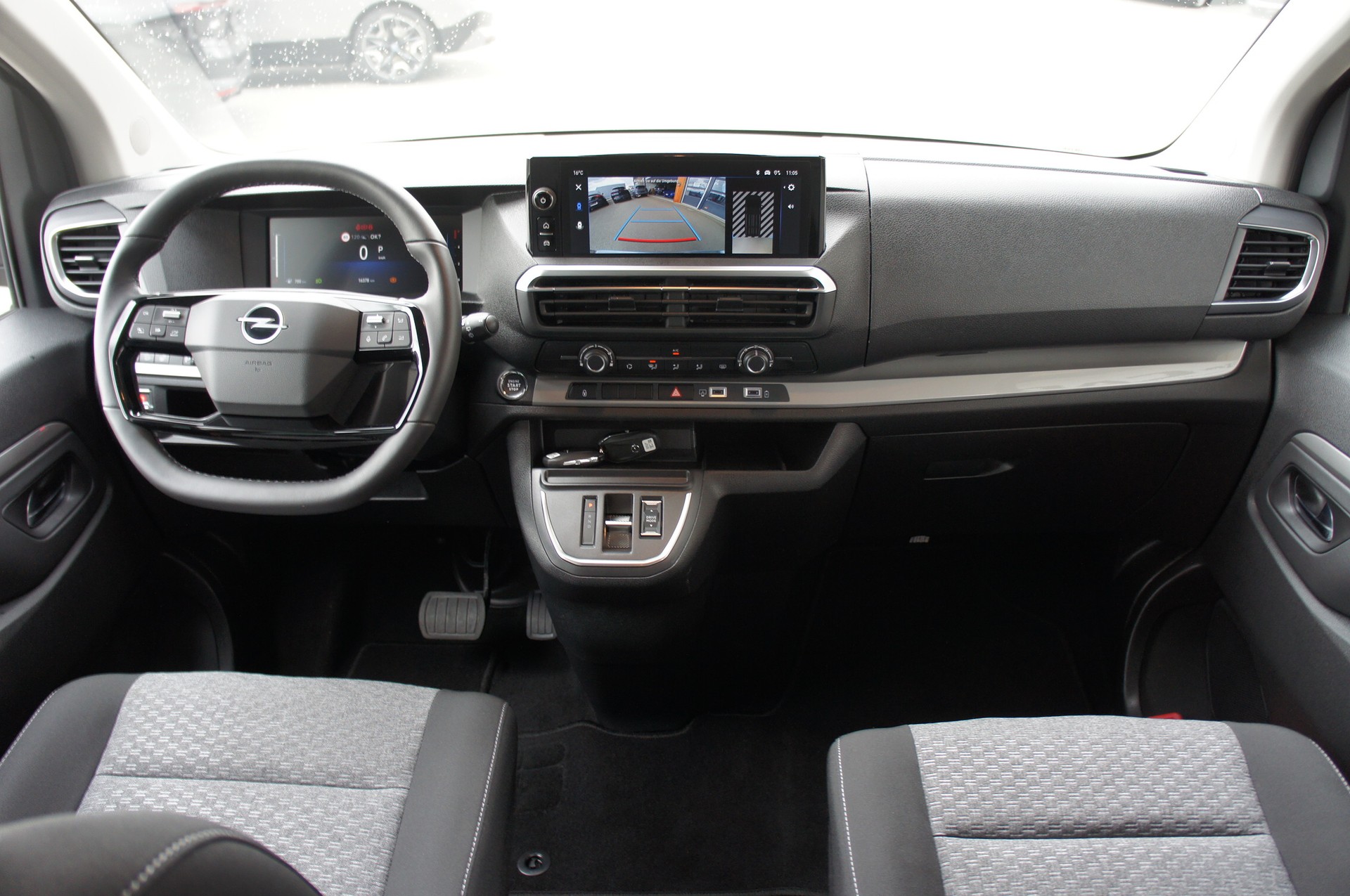 OPEL Zafira 2.0 CDTI L Automatik-image-11
